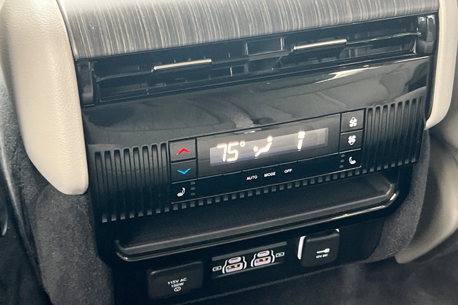 2023 Jeep Wagoneer Series III