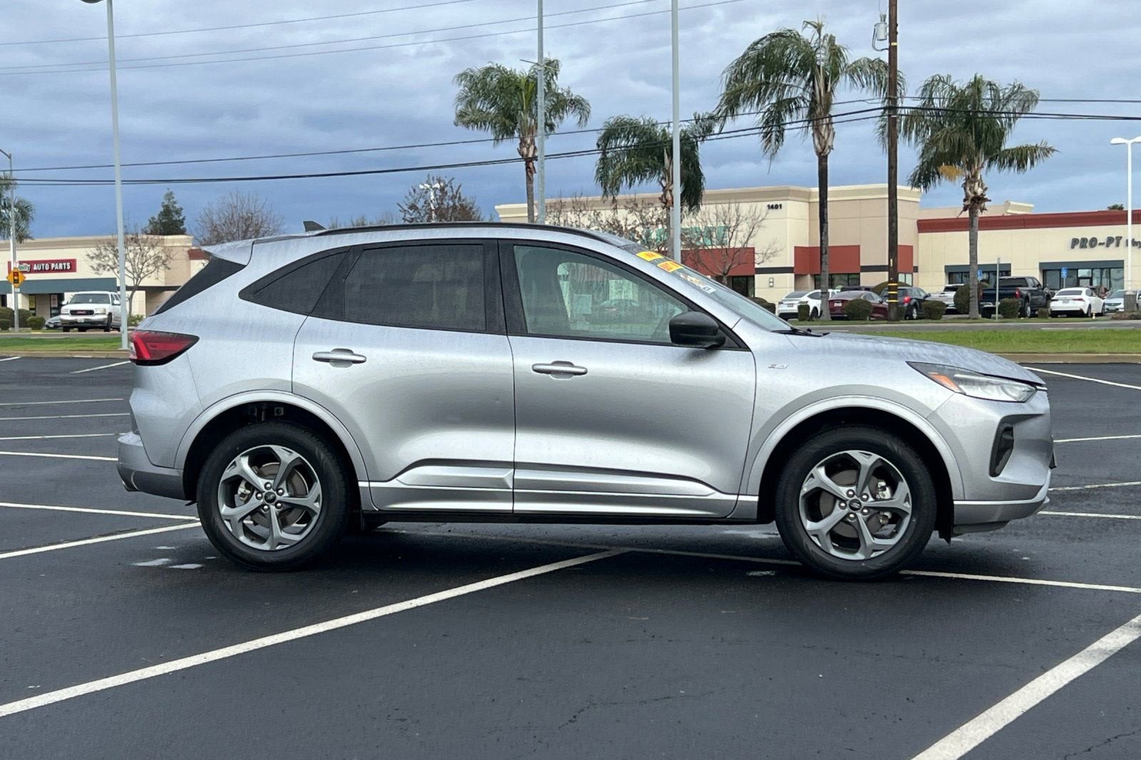 2024 Ford Escape ST-Line