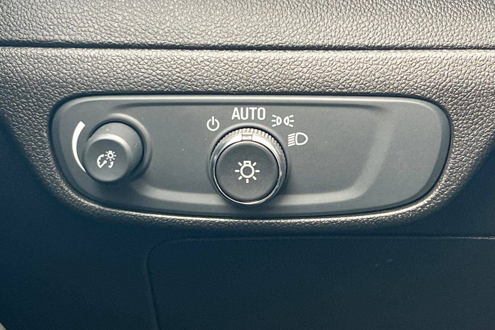 2022 Chevrolet Bolt EUV Premier