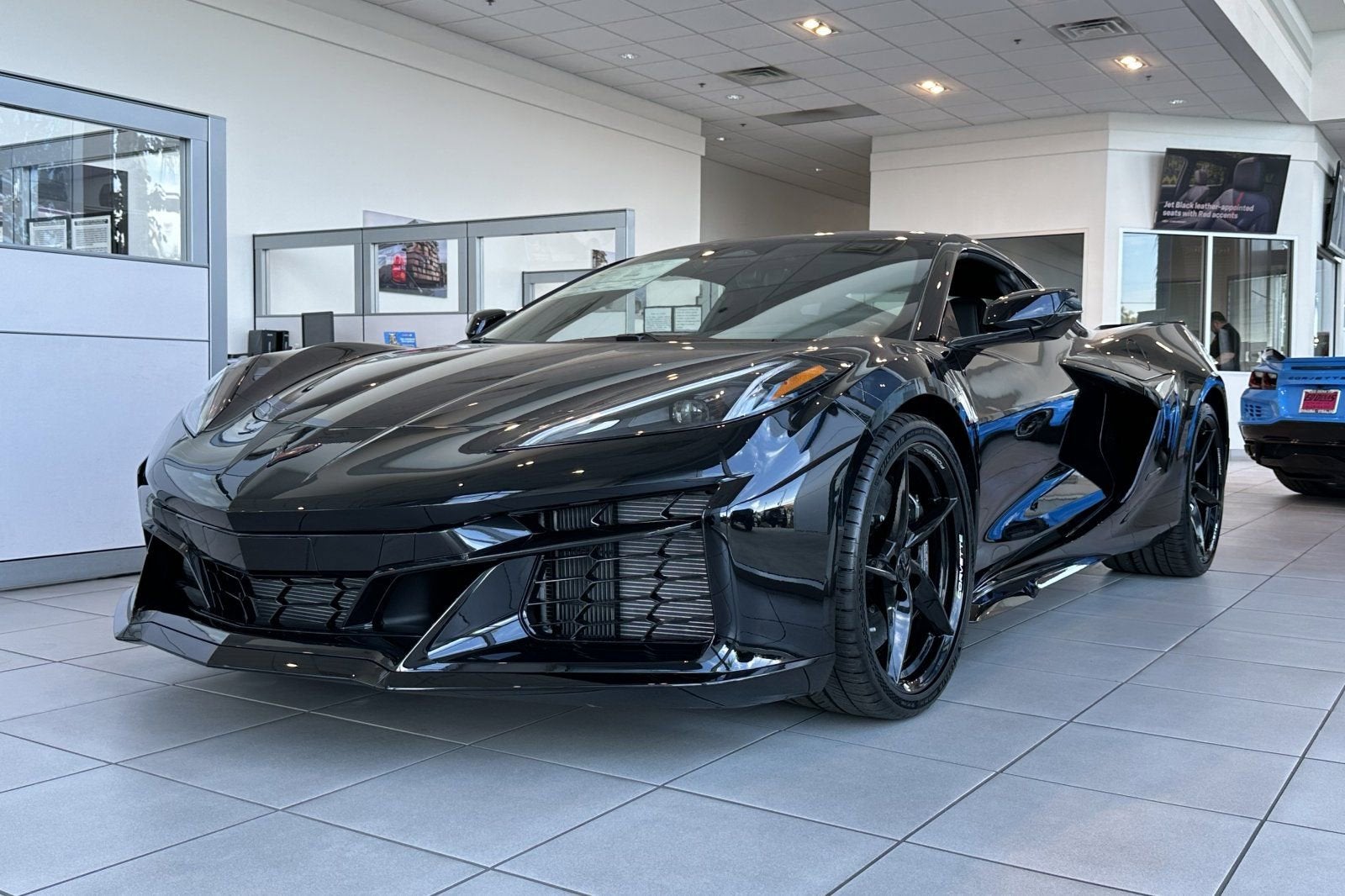 2025 Chevrolet Corvette E-Ray 1LZ