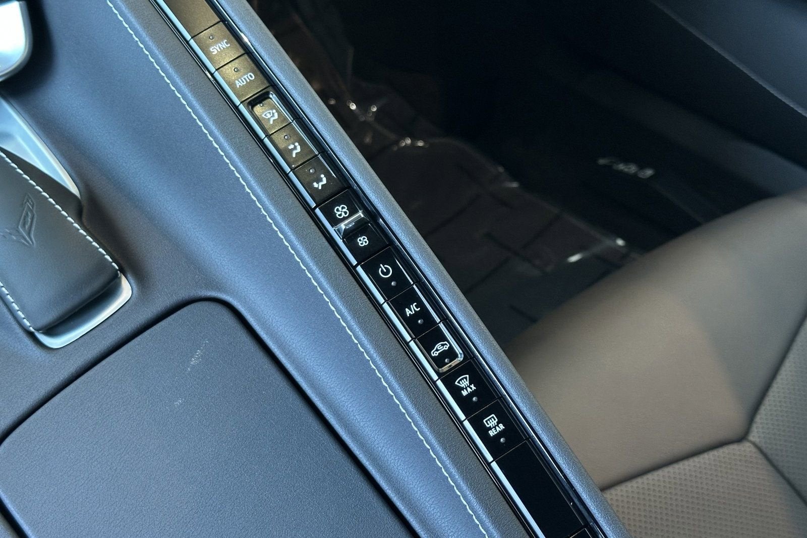 2025 Chevrolet Corvette E-Ray 1LZ