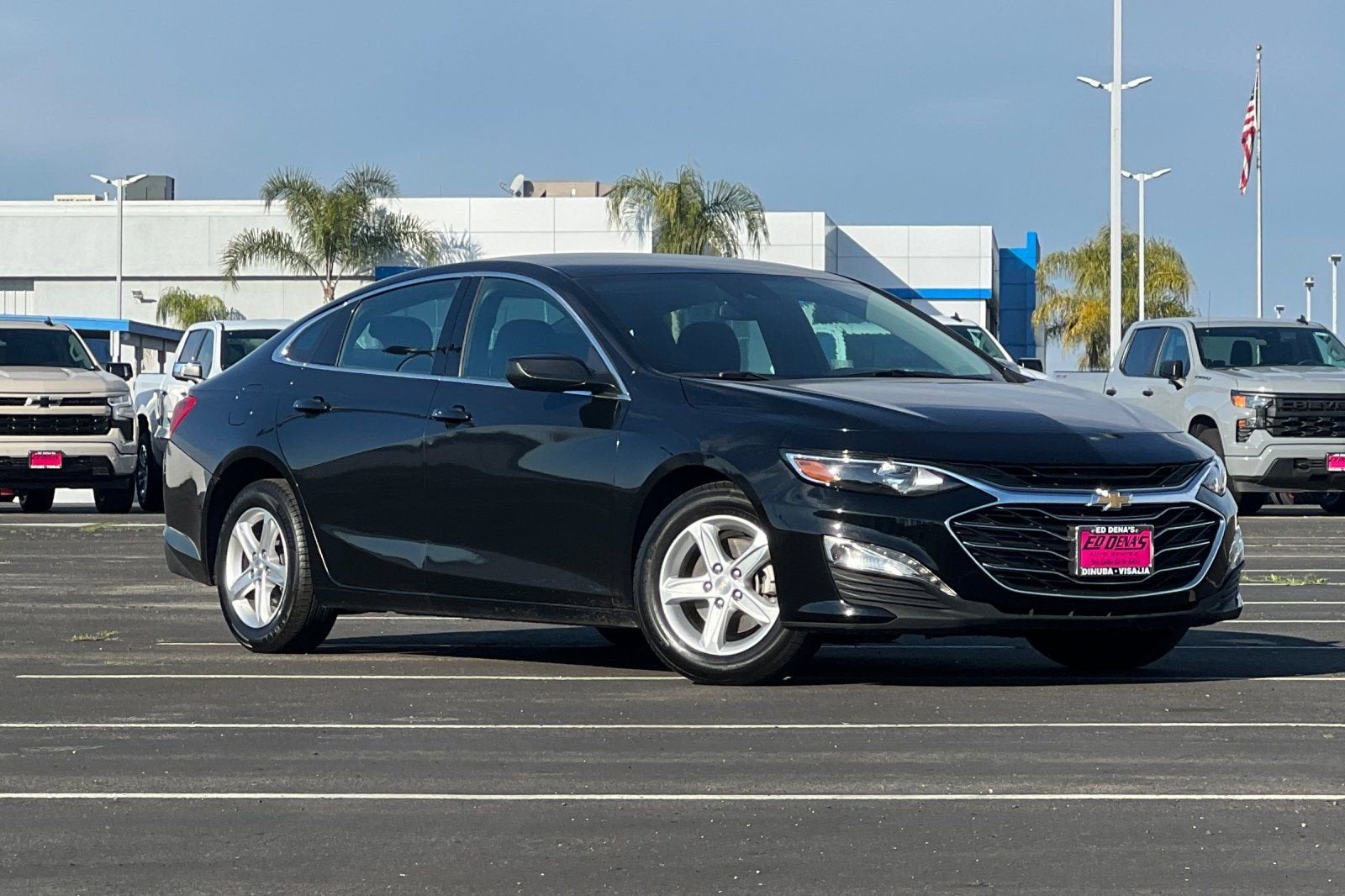 Used 2023 Chevrolet Malibu 1LT with VIN 1G1ZD5ST8PF168730 for sale in Dinuba, CA