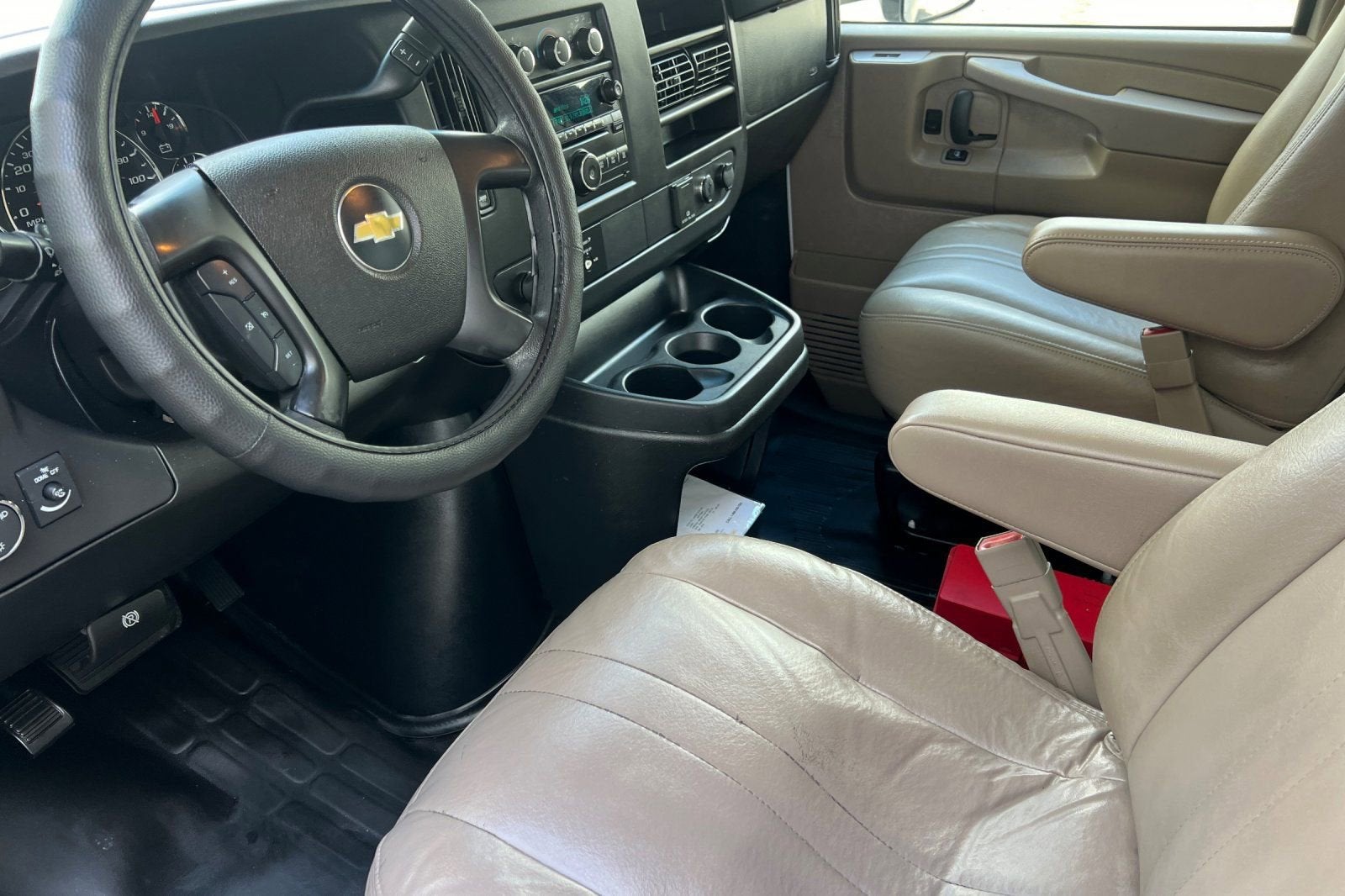 2015 Chevrolet Express Cutaway 4500 G4500