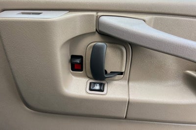 2015 Chevrolet Express Cutaway 4500 G4500