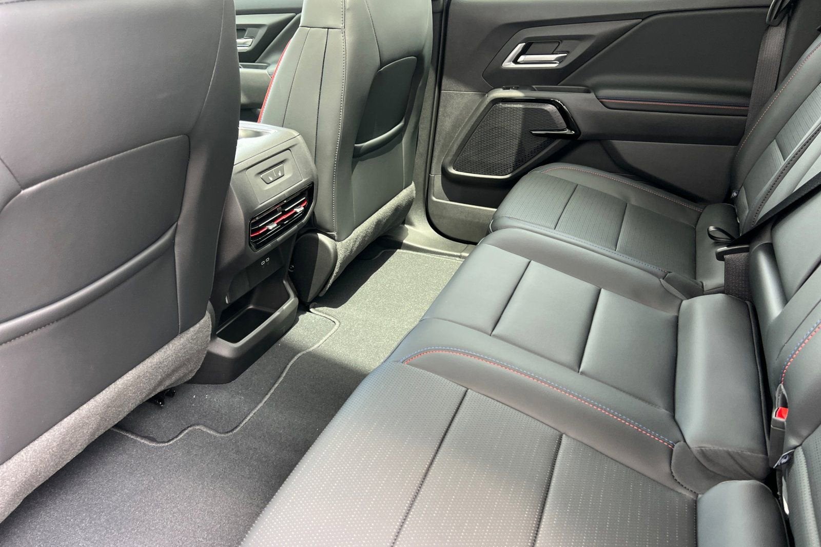 2025 Chevrolet Silverado EV RST - Max Range