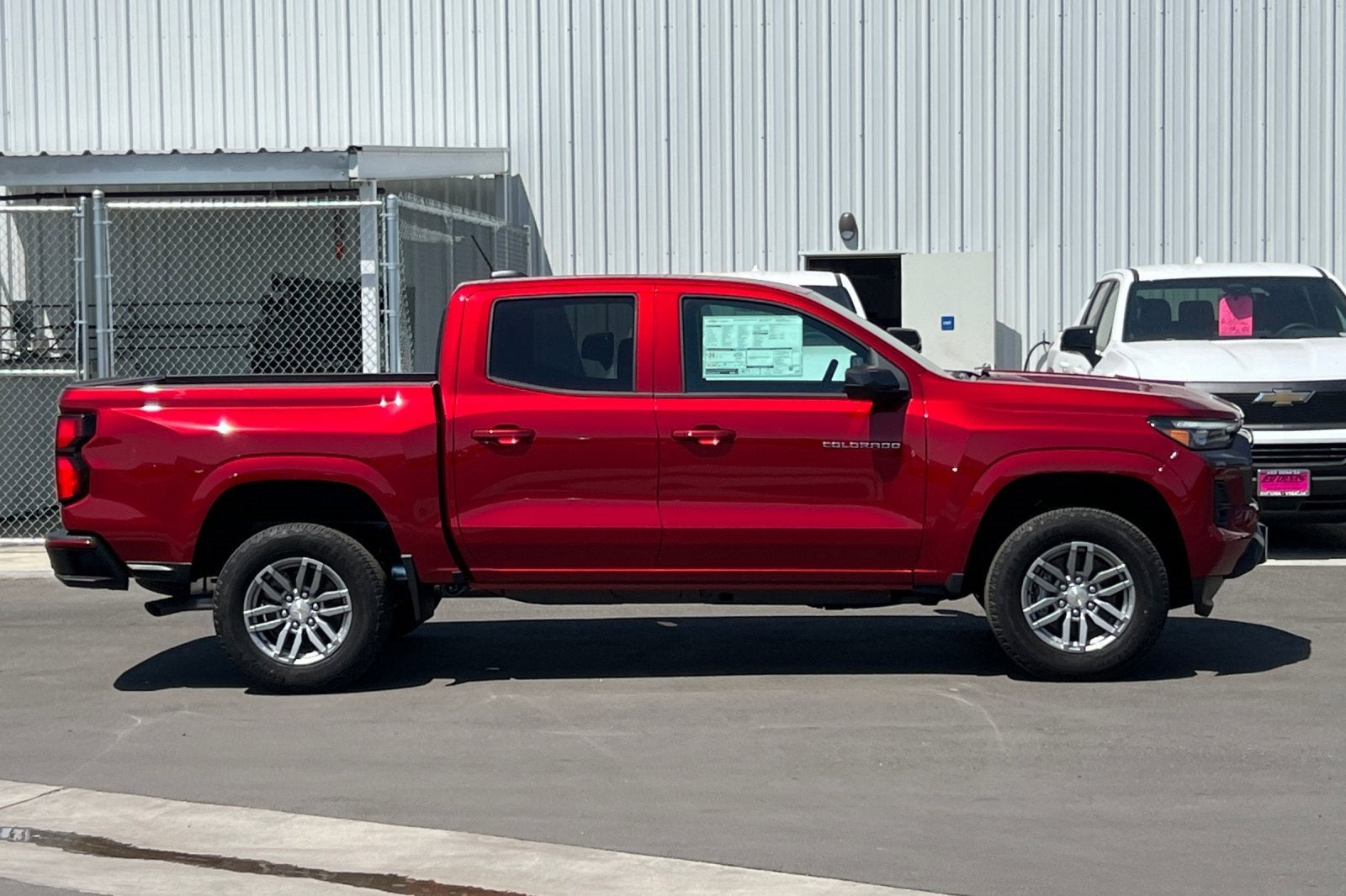 2025 Chevrolet Colorado WT/LT