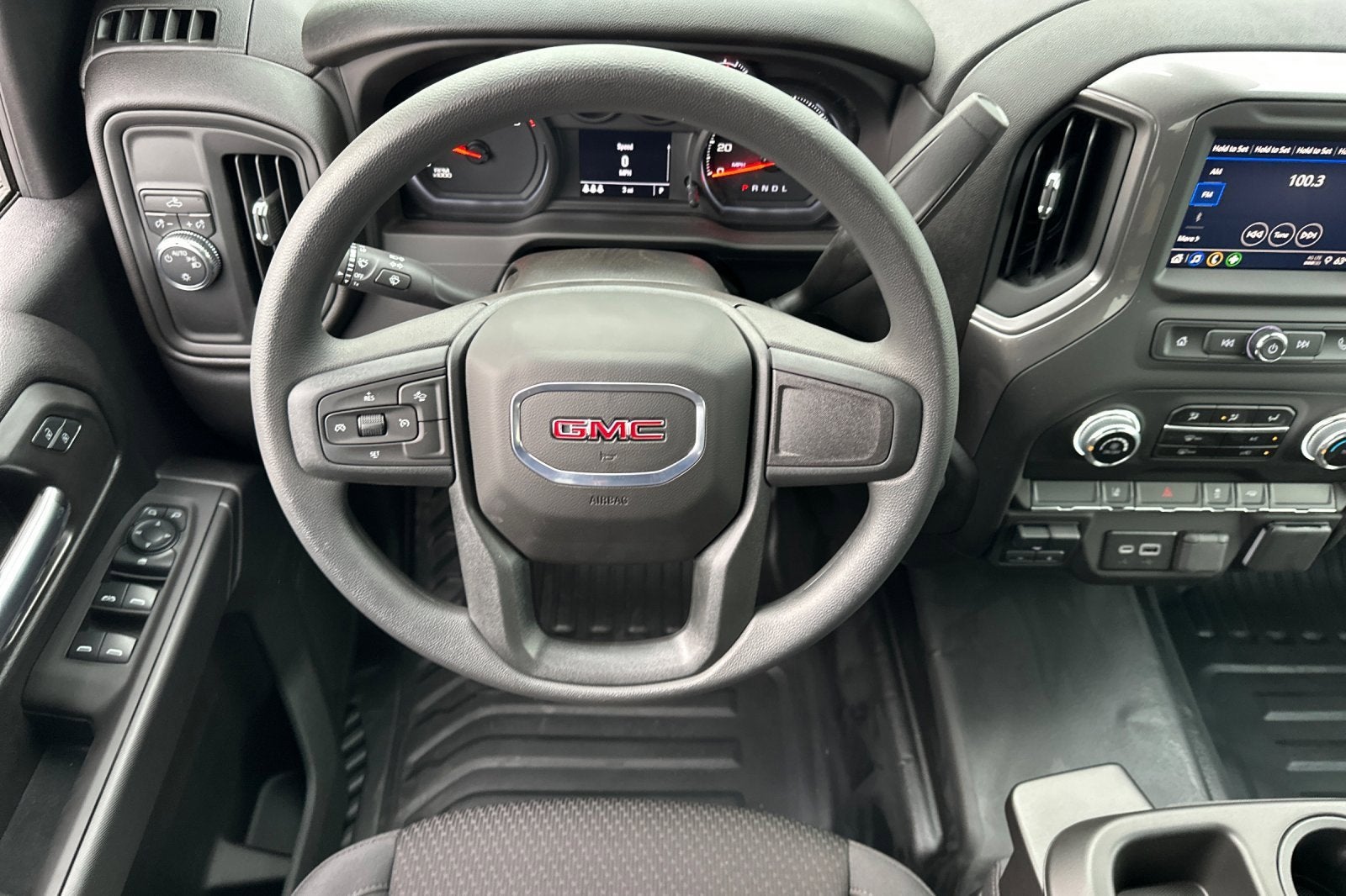 2025 GMC Sierra 2500 HD Pro