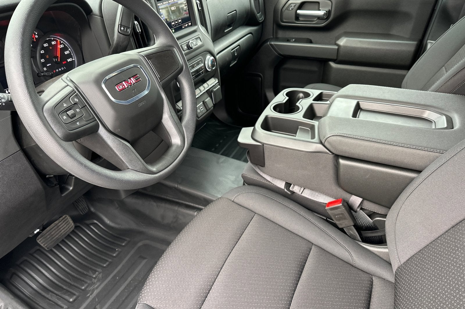 2025 GMC Sierra 2500 HD Pro