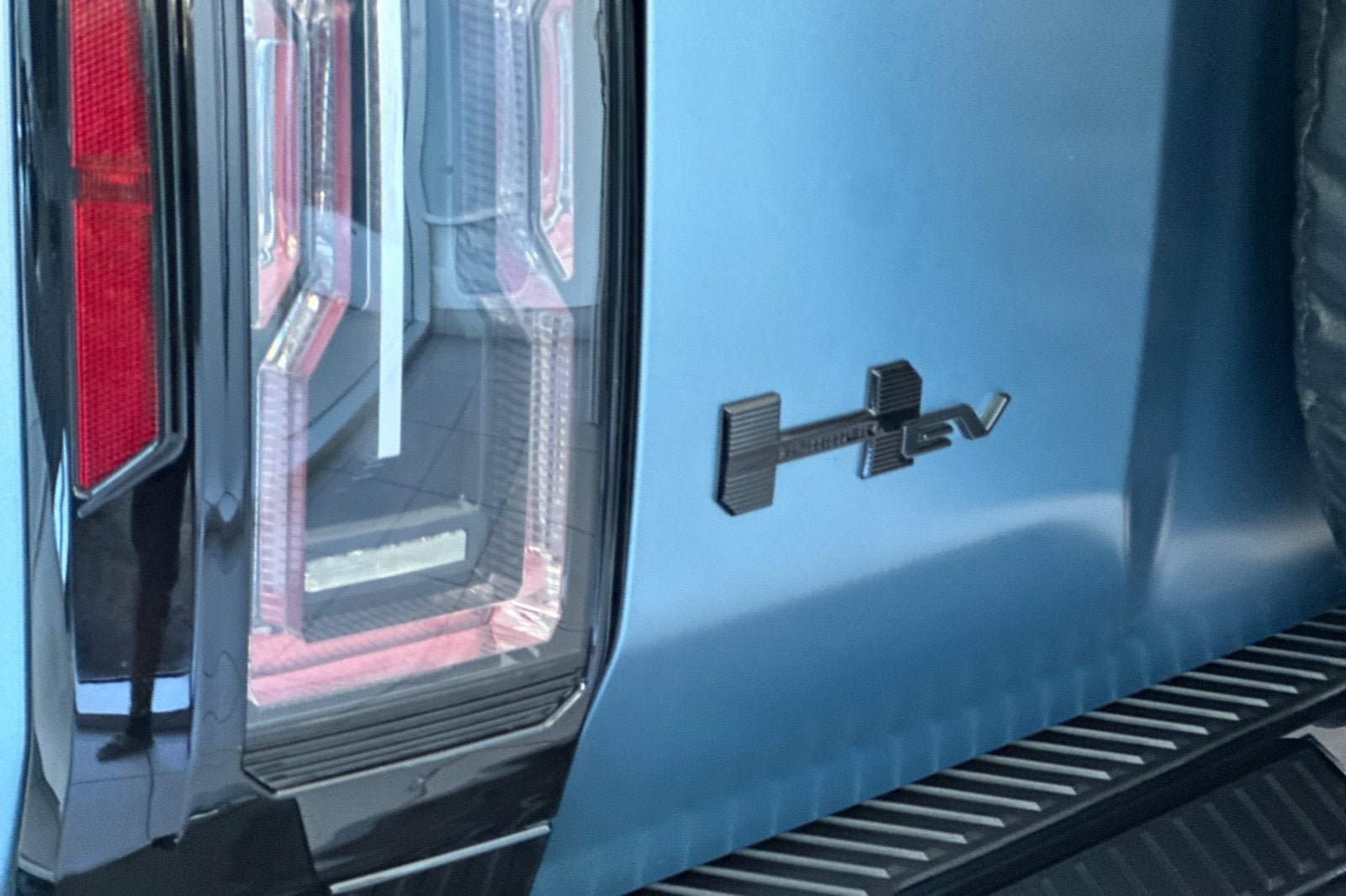 2024 GMC HUMMER EV SUV 3X OMEGA LIMITED EDITION