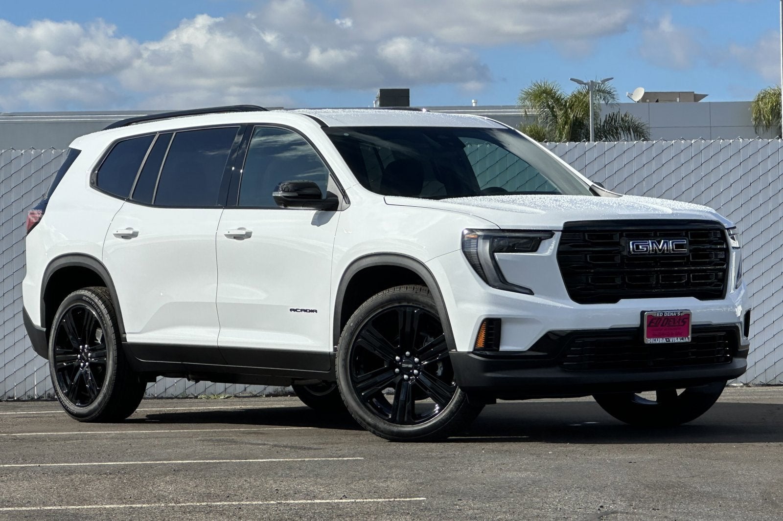 2026 GMC Acadia Elevation