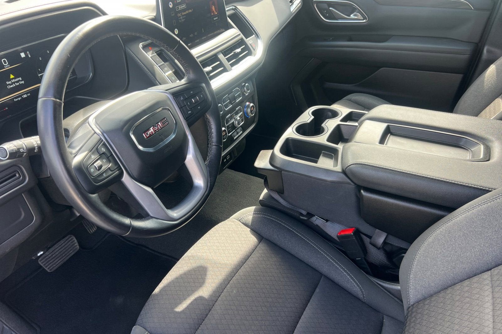 2022 GMC Yukon SLE