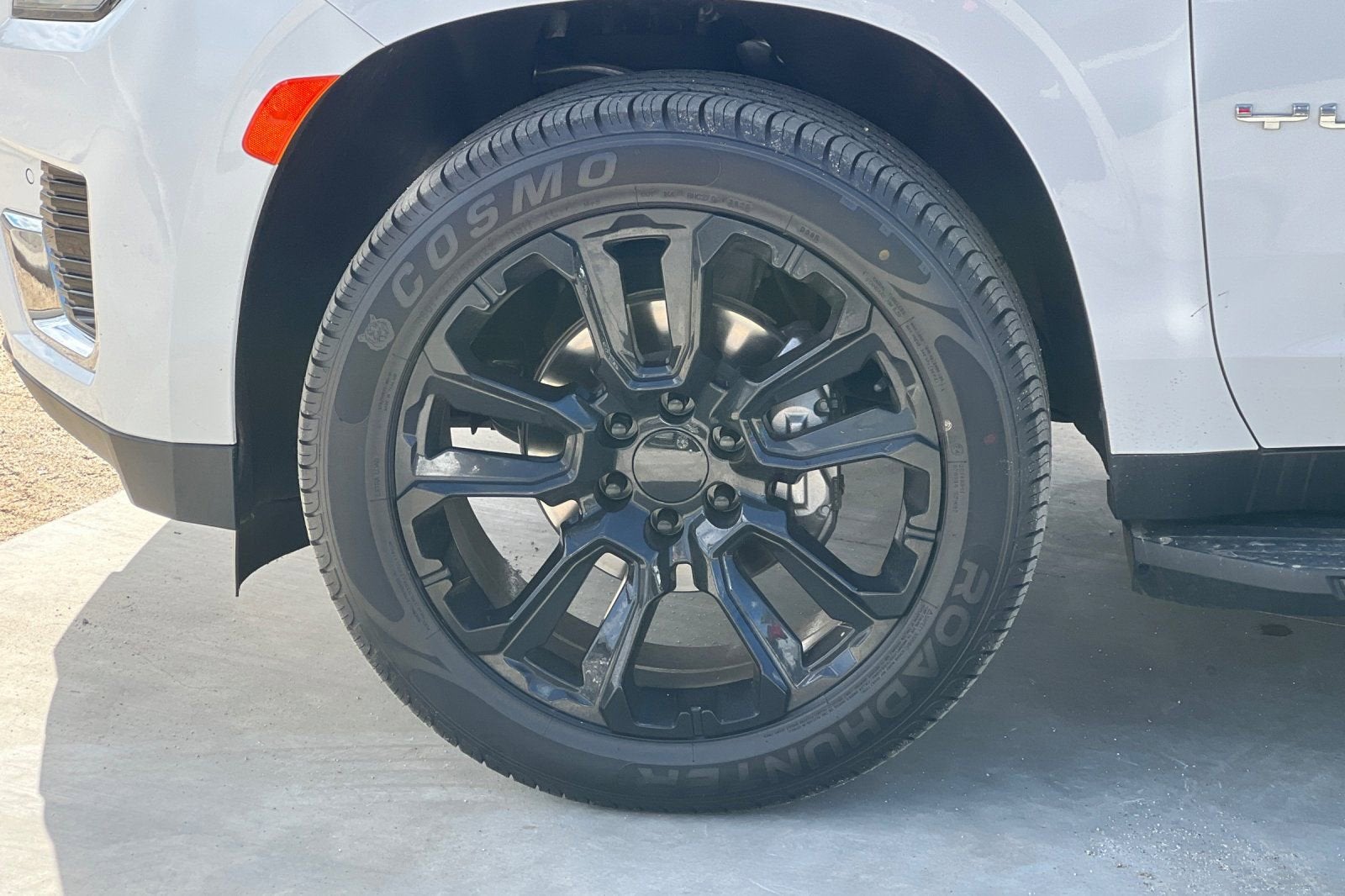 2022 GMC Yukon SLE