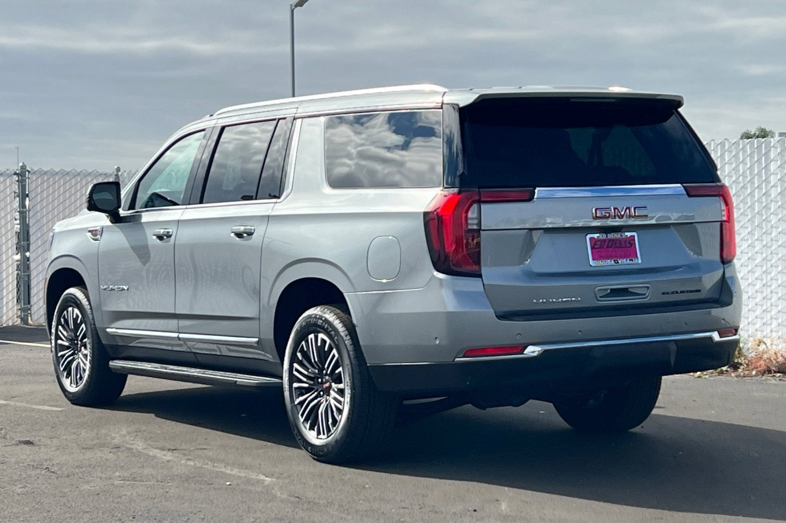 2026 GMC Yukon XL Elevation