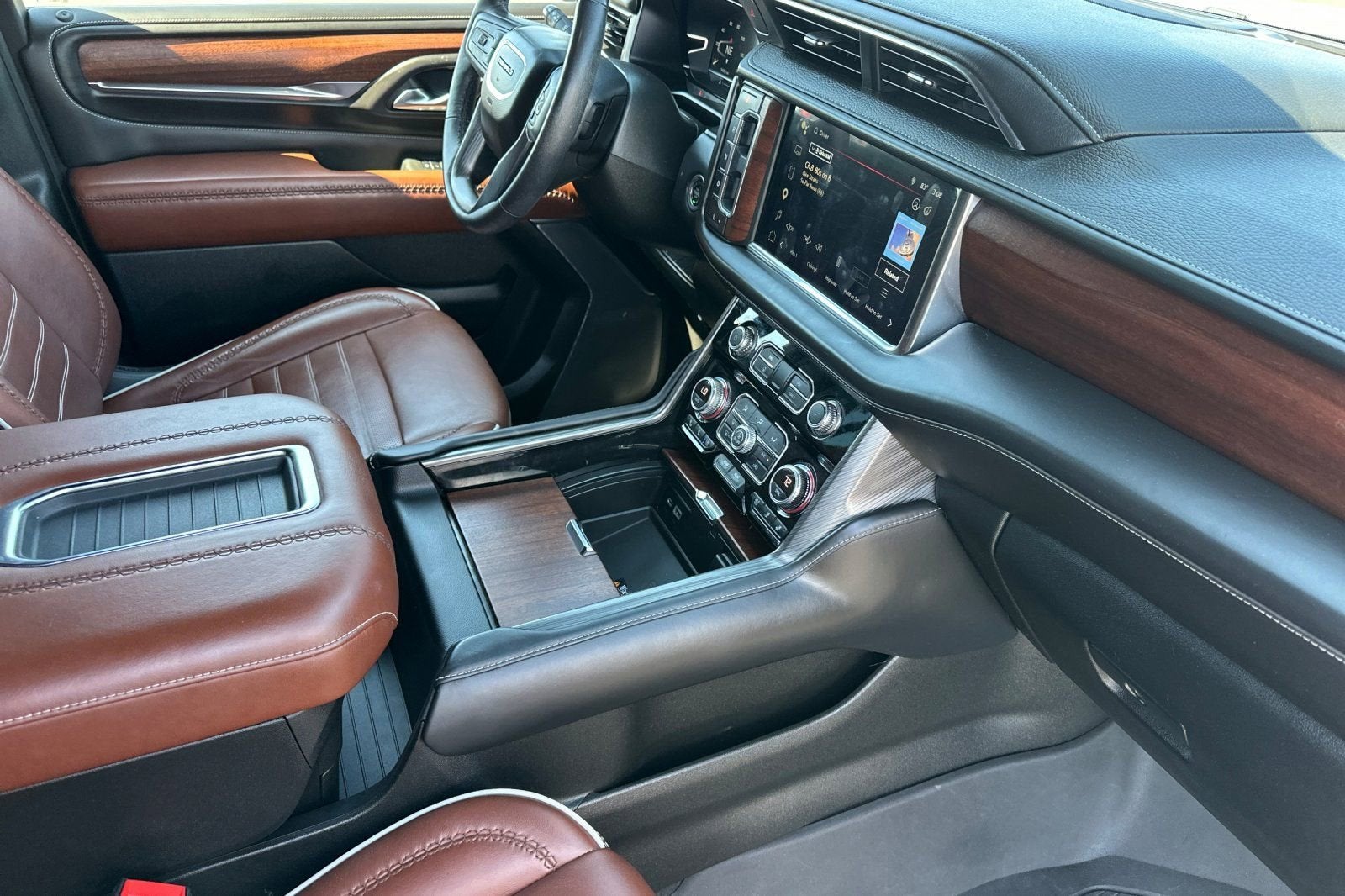 2023 GMC Yukon XL Denali Ultimate