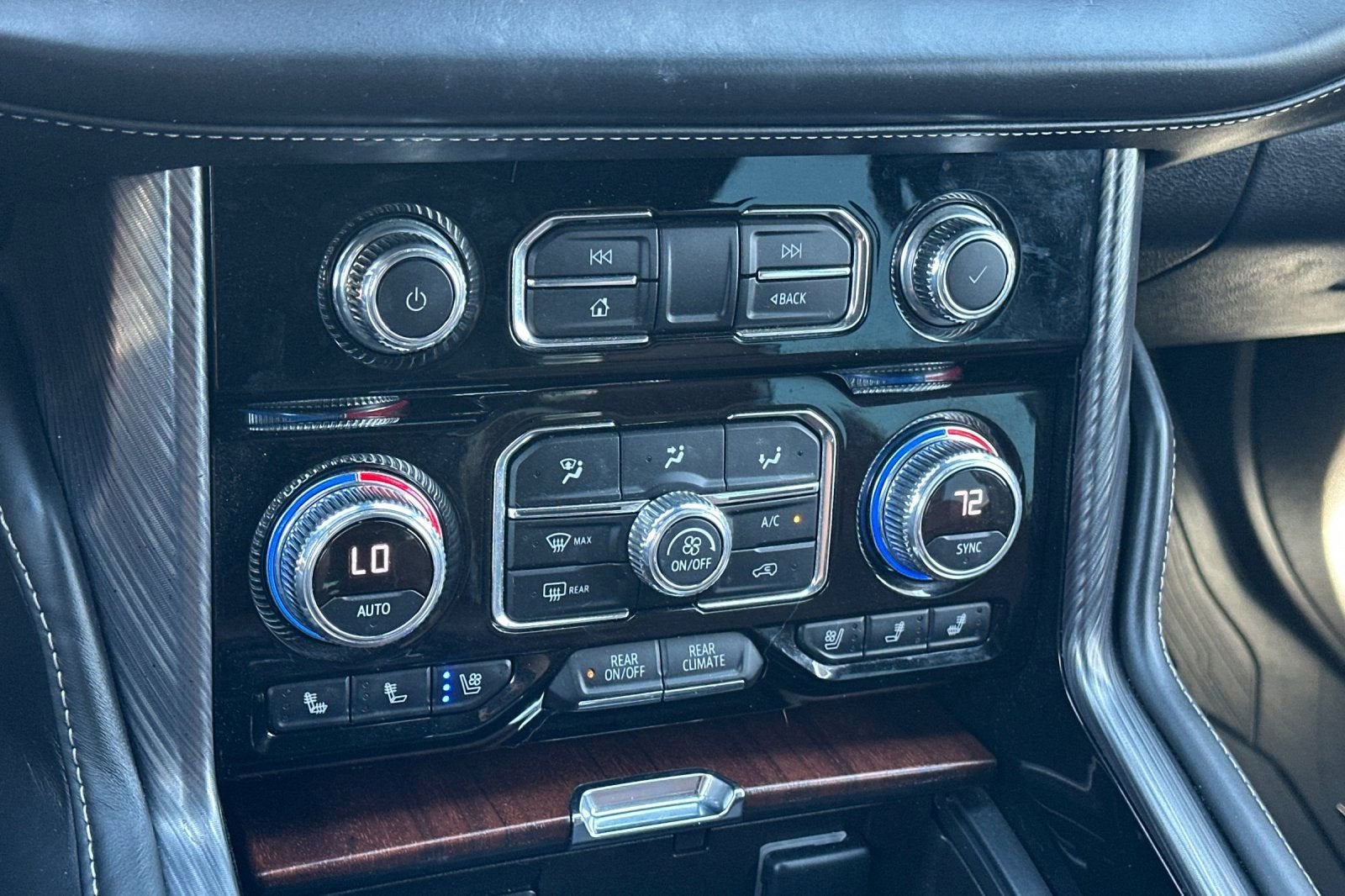 2023 GMC Yukon XL Denali Ultimate