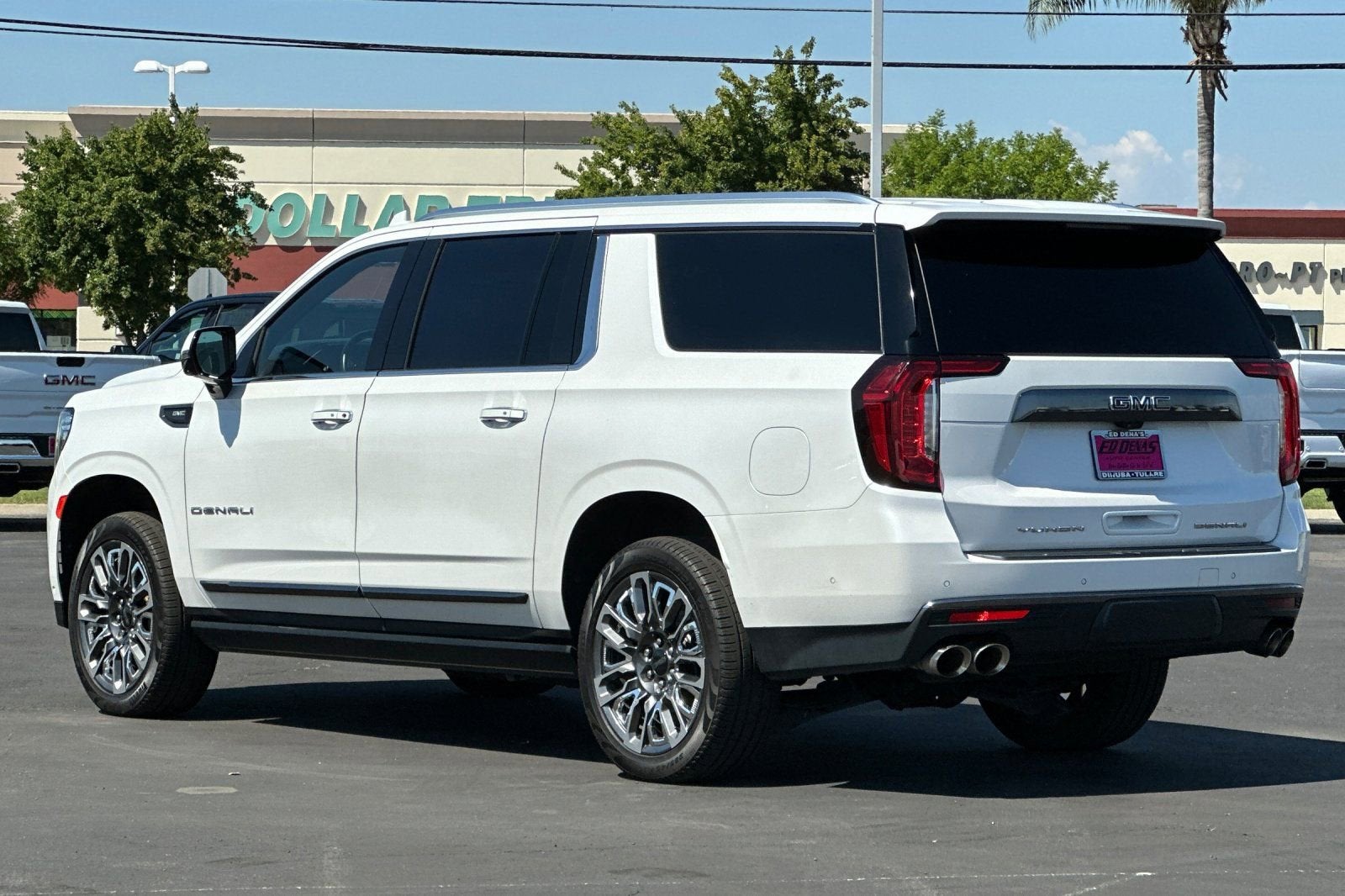 2023 GMC Yukon XL Denali Ultimate