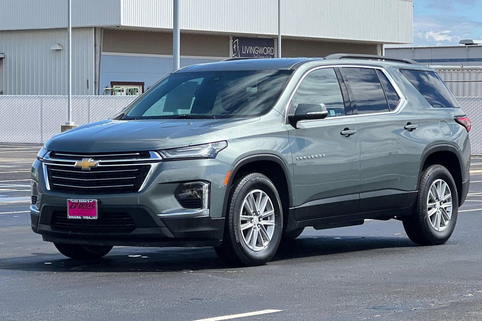 2023 Chevrolet Traverse LT Cloth