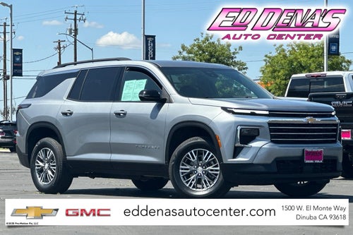 2025 Chevrolet Traverse LT