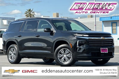 2025 Chevrolet Traverse LT