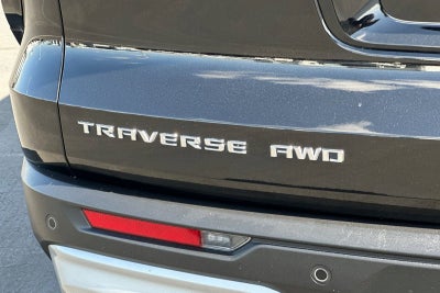 2025 Chevrolet Traverse LT