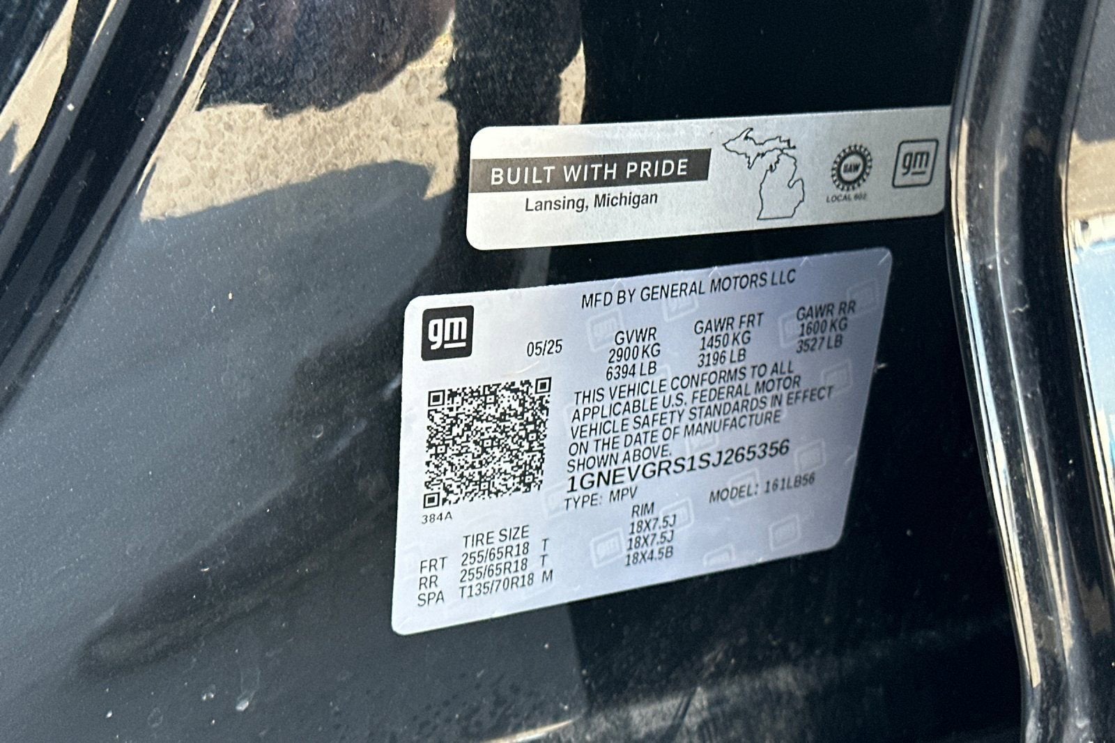 2025 Chevrolet Traverse LT