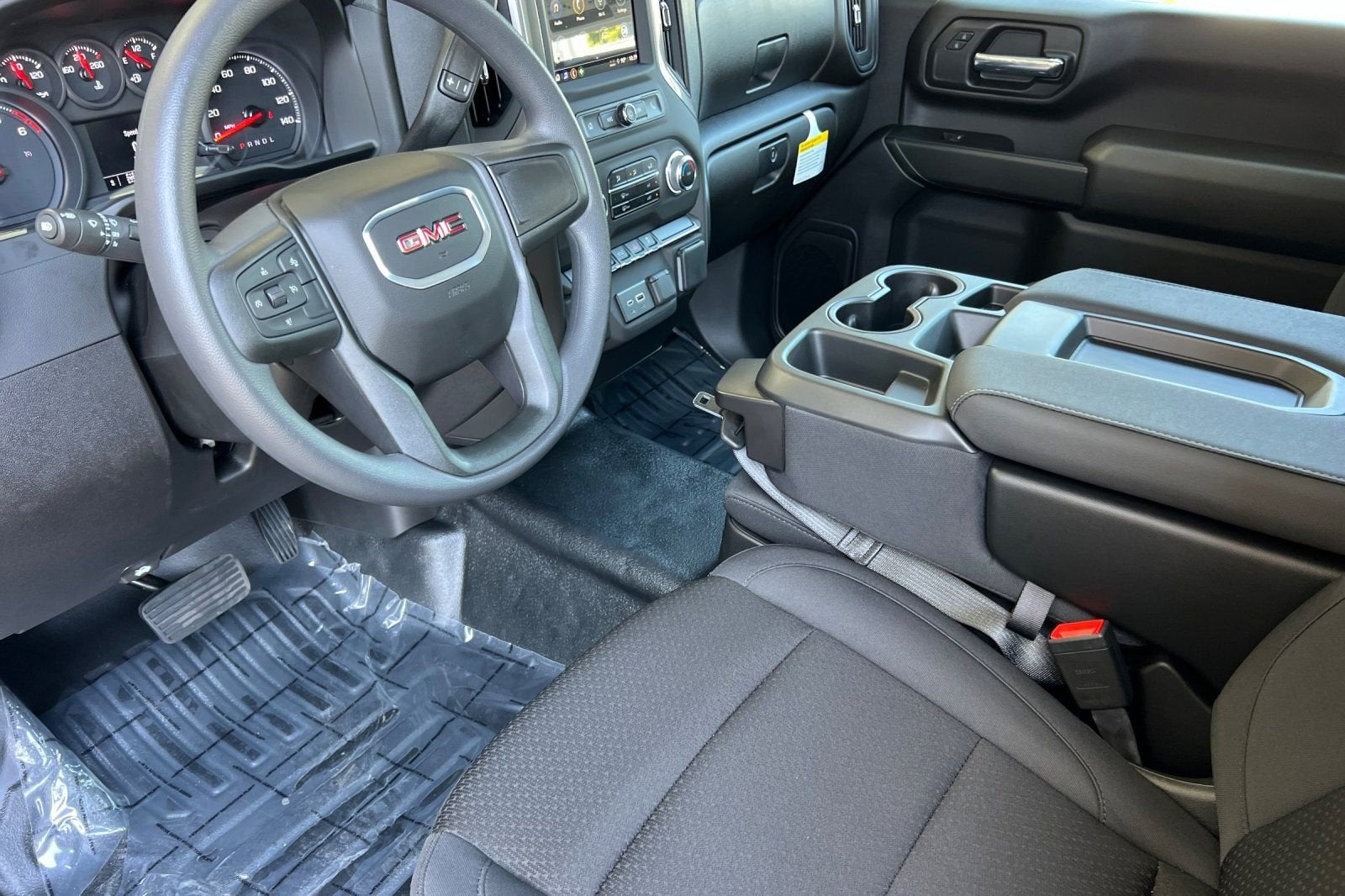 2025 GMC Sierra 2500 HD Pro