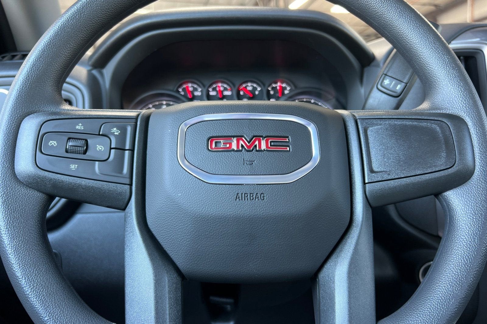 2025 GMC Sierra 2500 HD Pro