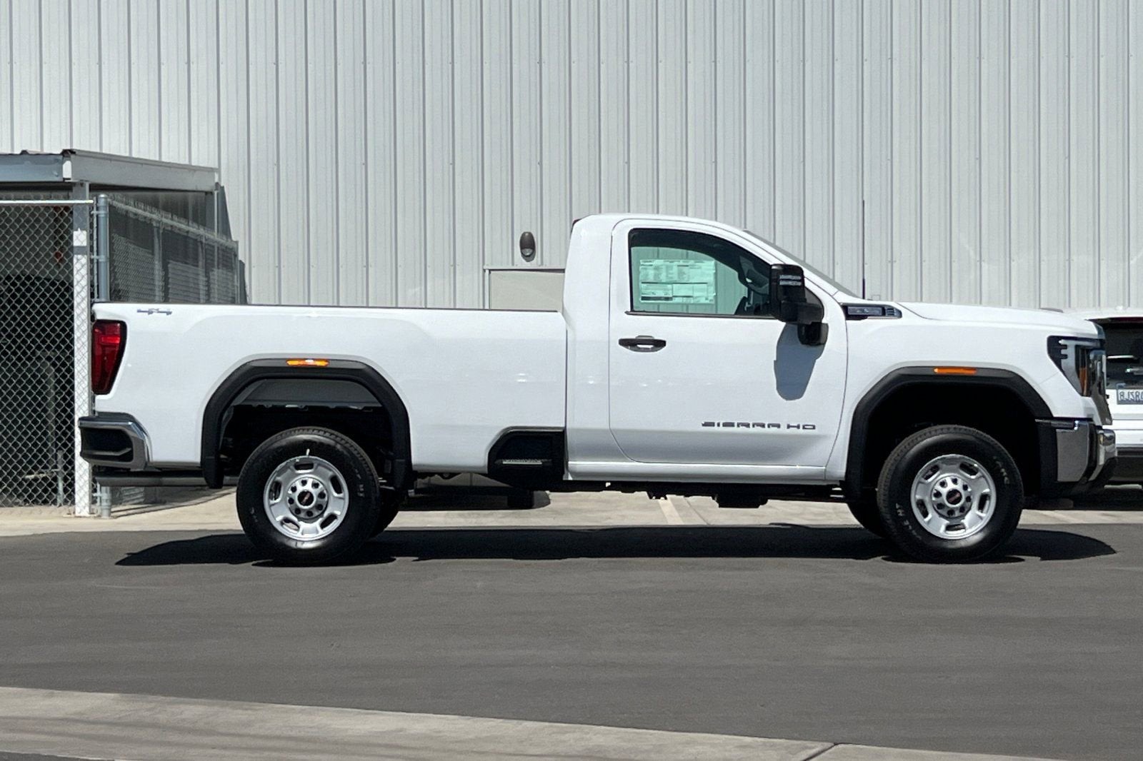 2025 GMC Sierra 2500 HD Pro