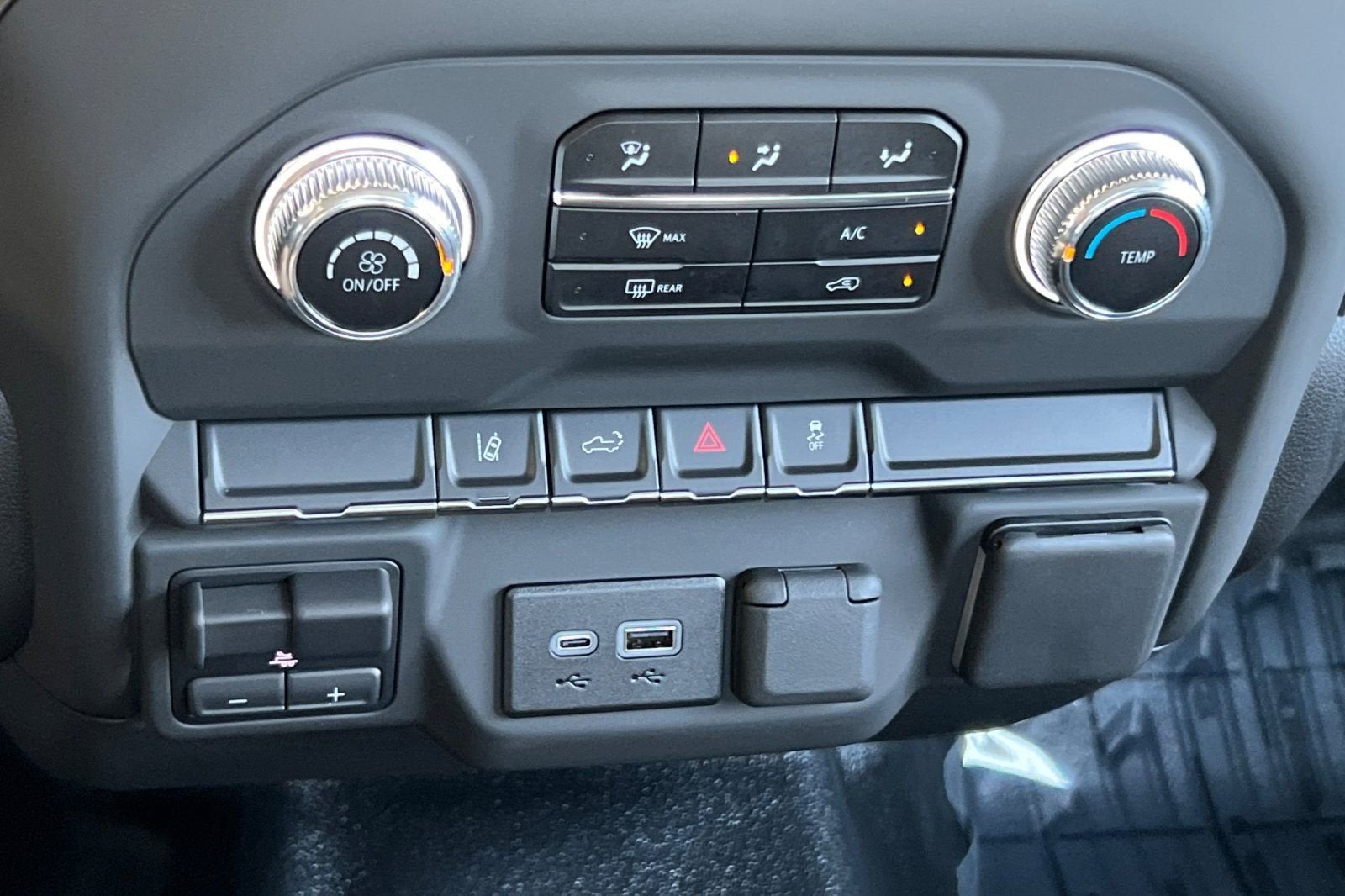 2025 GMC Sierra 2500 HD Pro