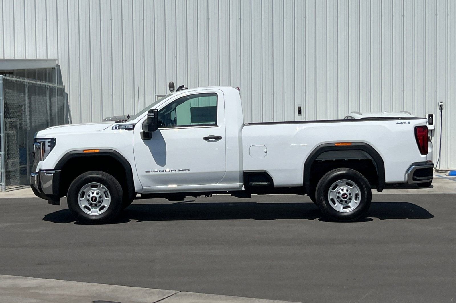 2025 GMC Sierra 2500 HD Pro