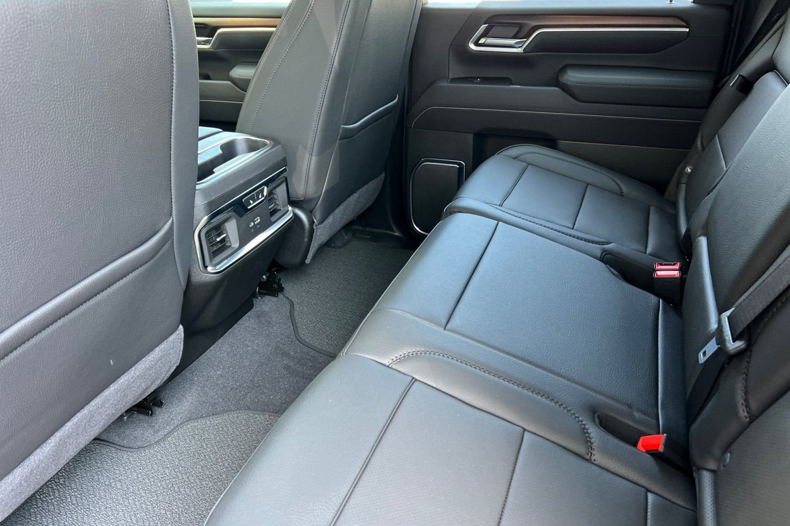 2025 GMC Sierra 3500 HD Denali