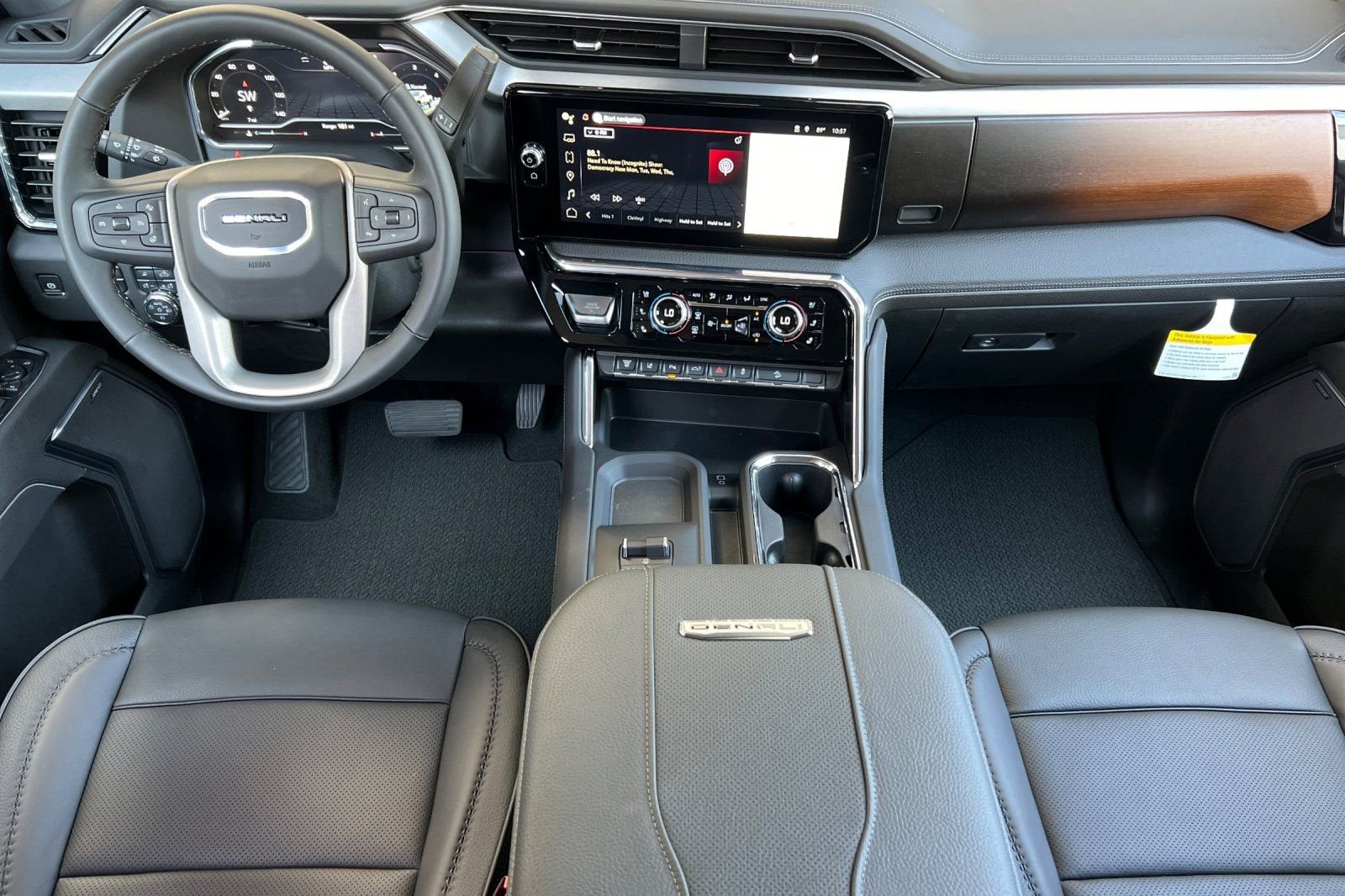 2025 GMC Sierra 3500 HD Denali