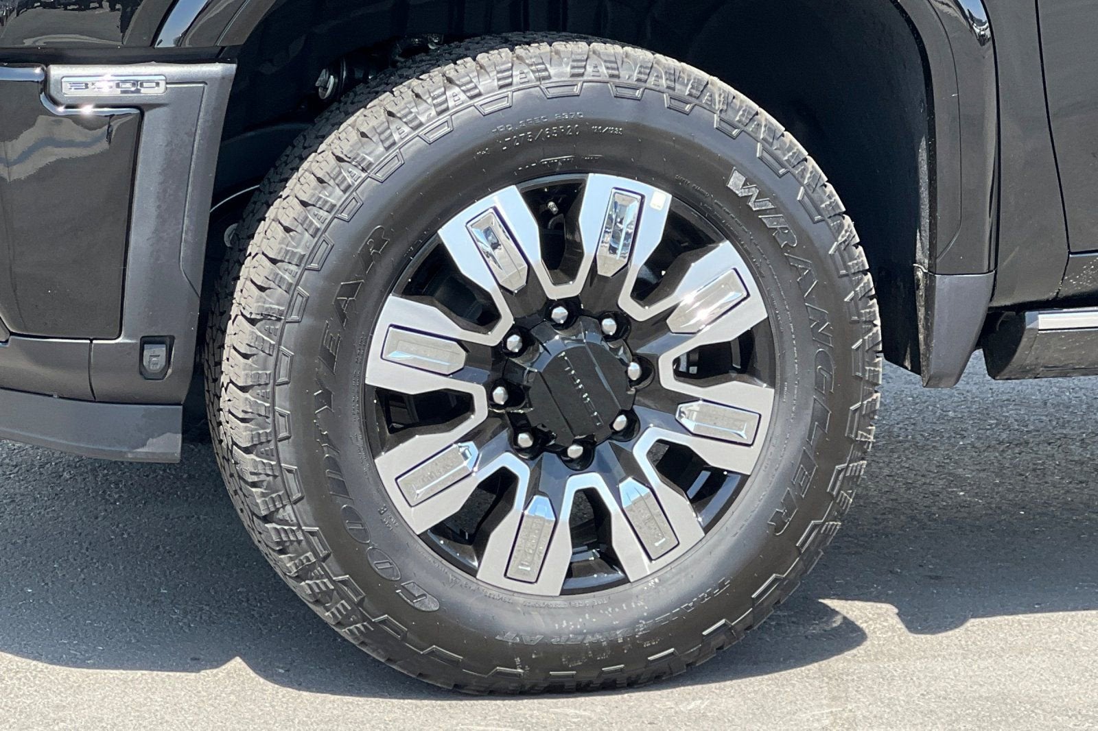 2025 GMC Sierra 3500 HD Denali