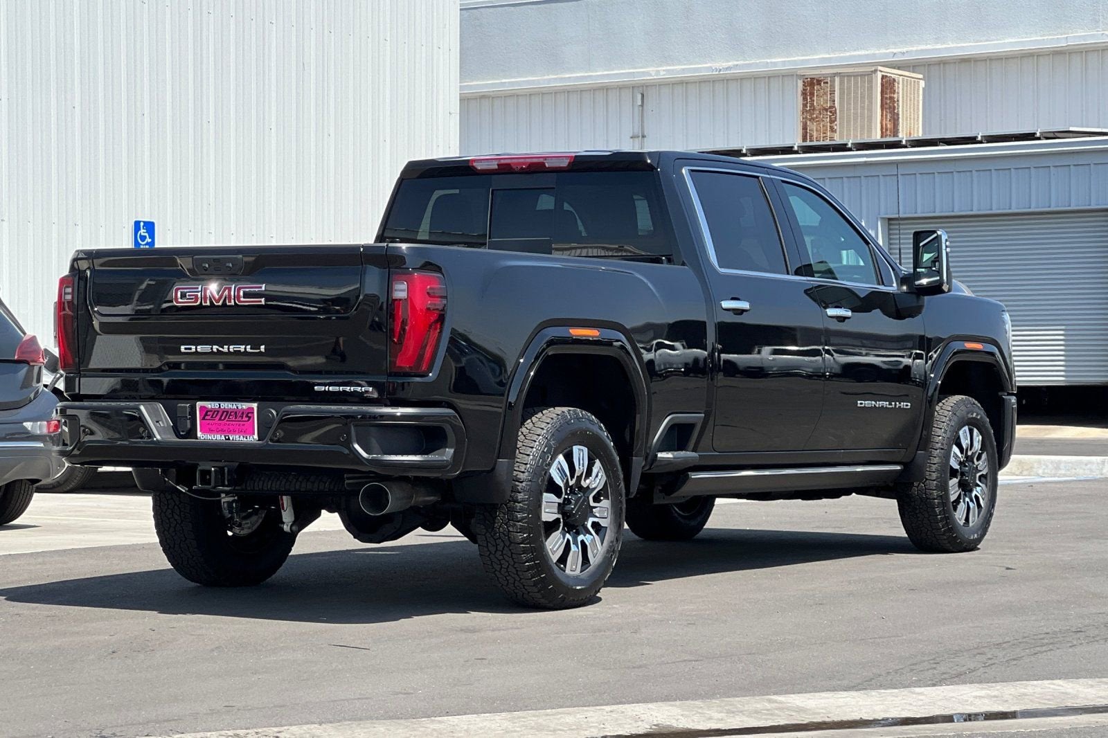 2025 GMC Sierra 3500 HD Denali