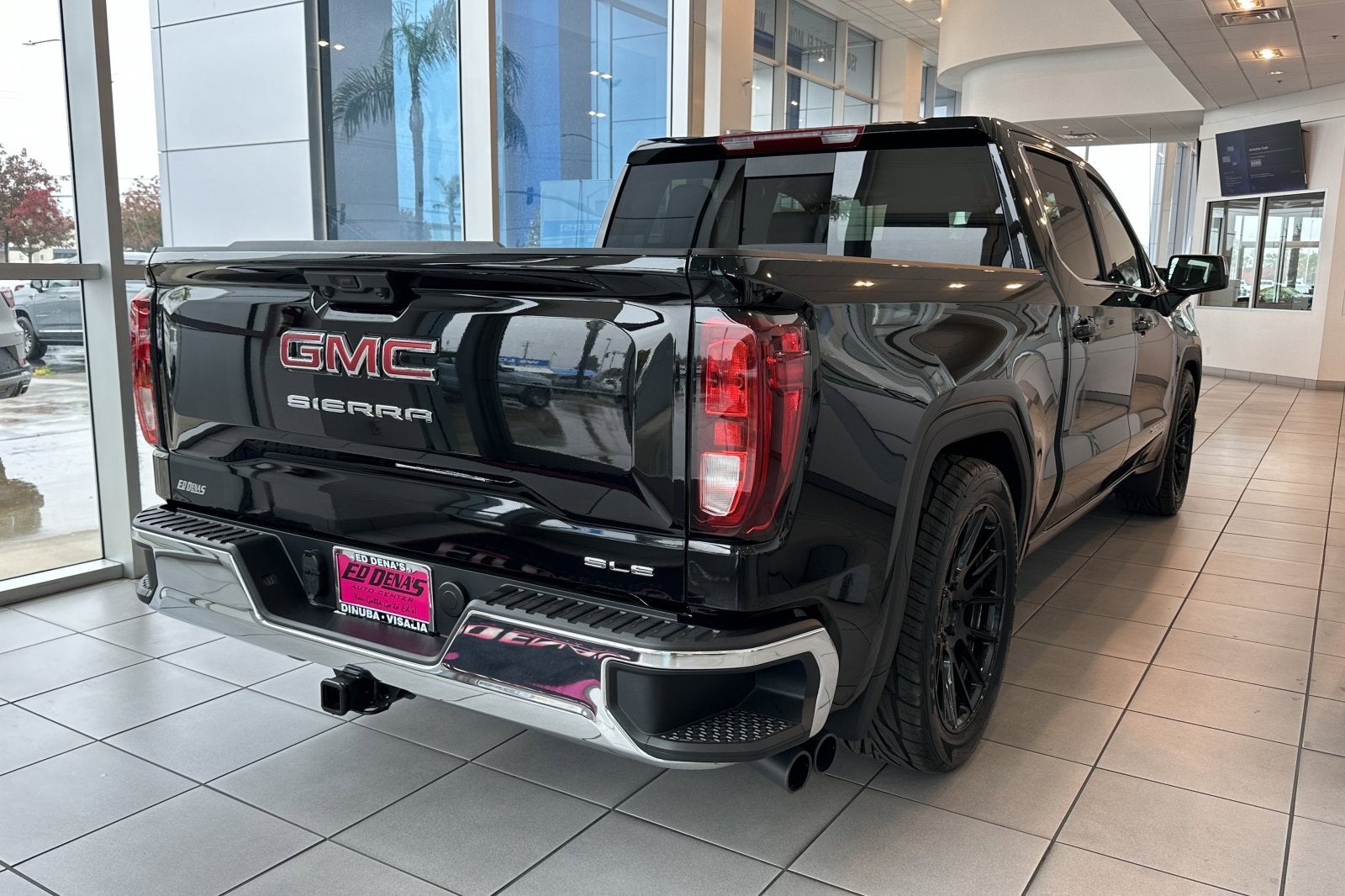 2026 GMC Sierra 1500 SLE