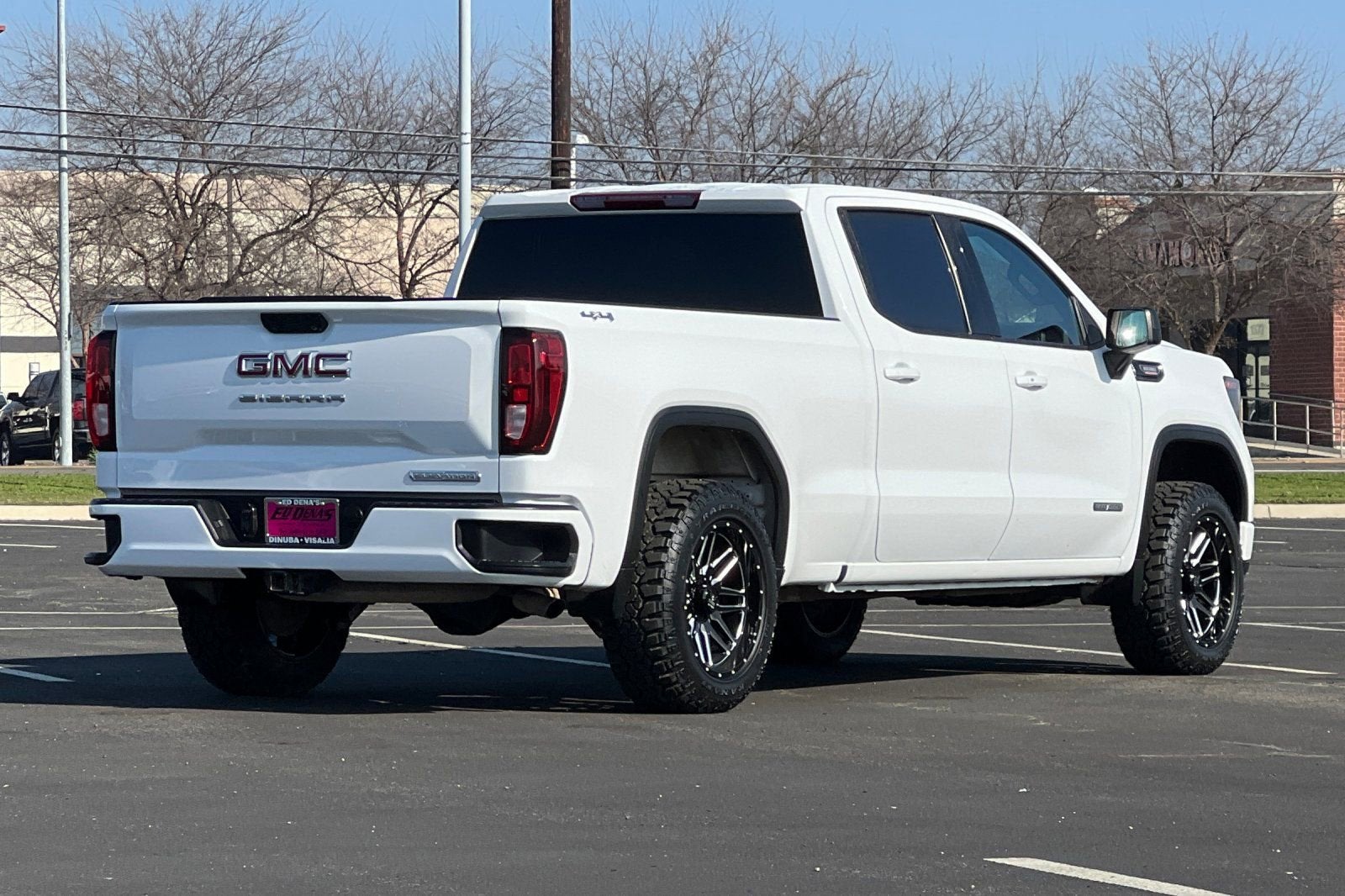 2023 GMC Sierra 1500 Elevation