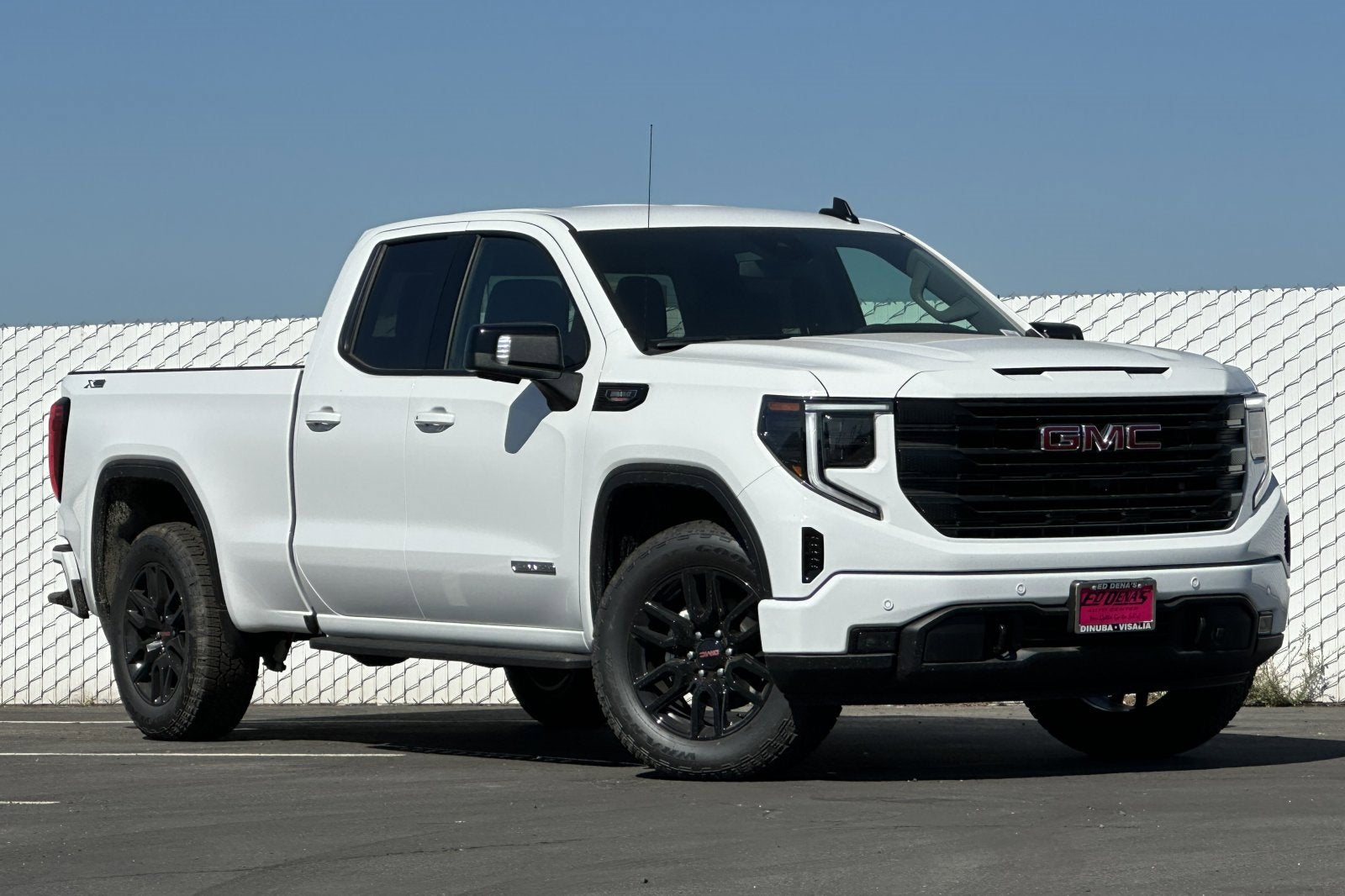 2025 GMC Sierra 1500 Elevation