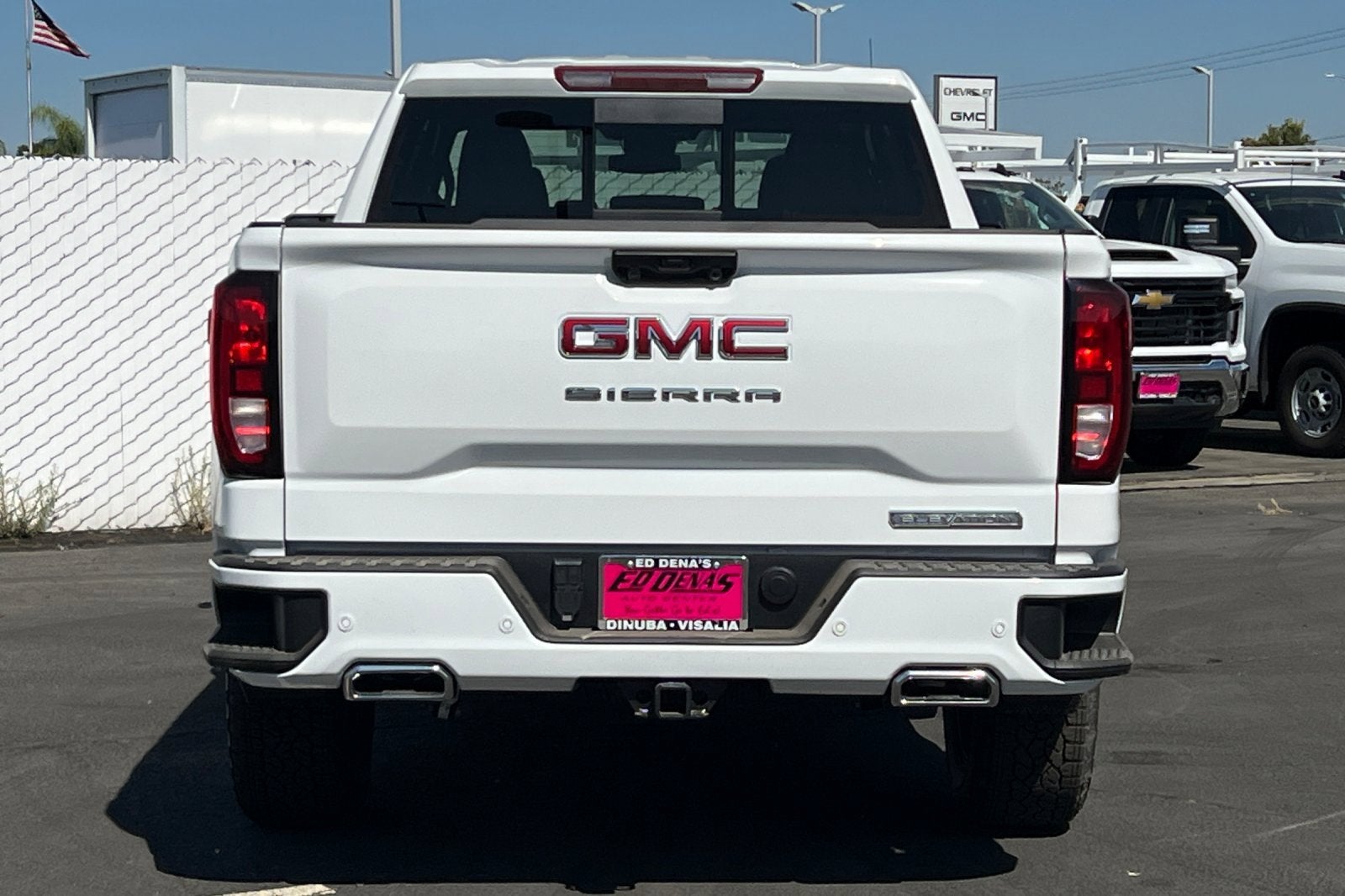 2025 GMC Sierra 1500 Elevation
