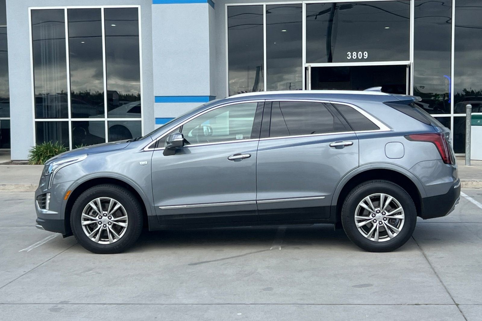 2022 Cadillac XT5 Premium Luxury