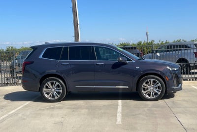 2025 Cadillac XT6 Premium Luxury