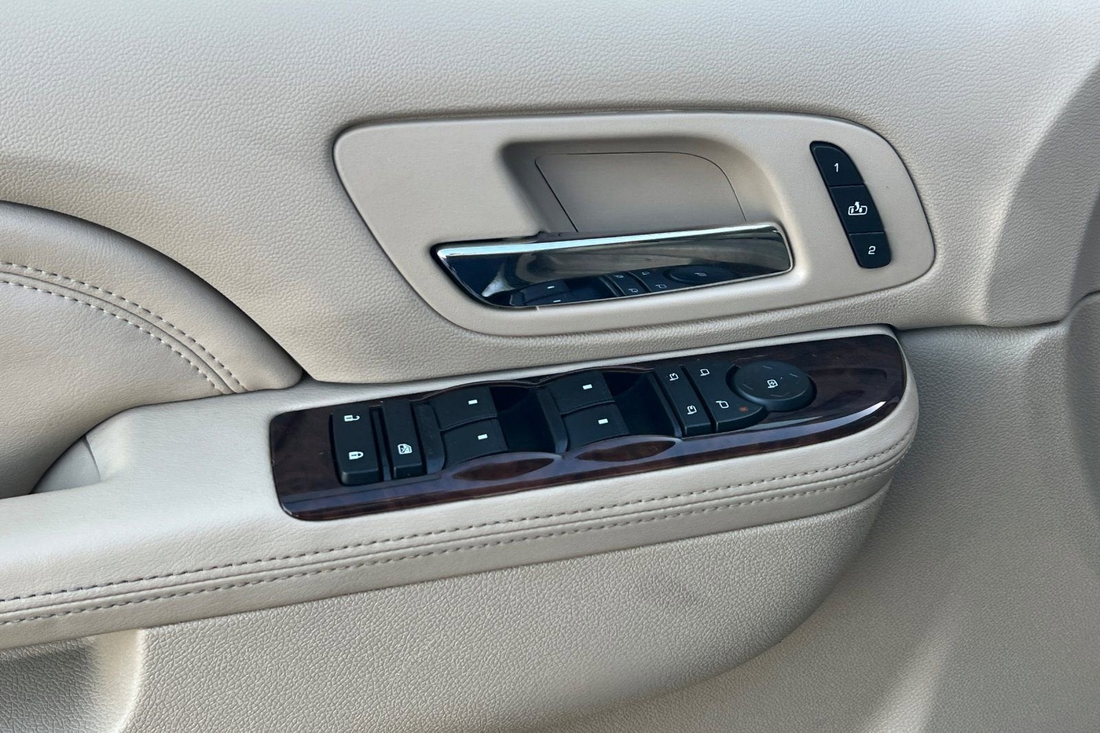 2014 Cadillac Escalade Luxury