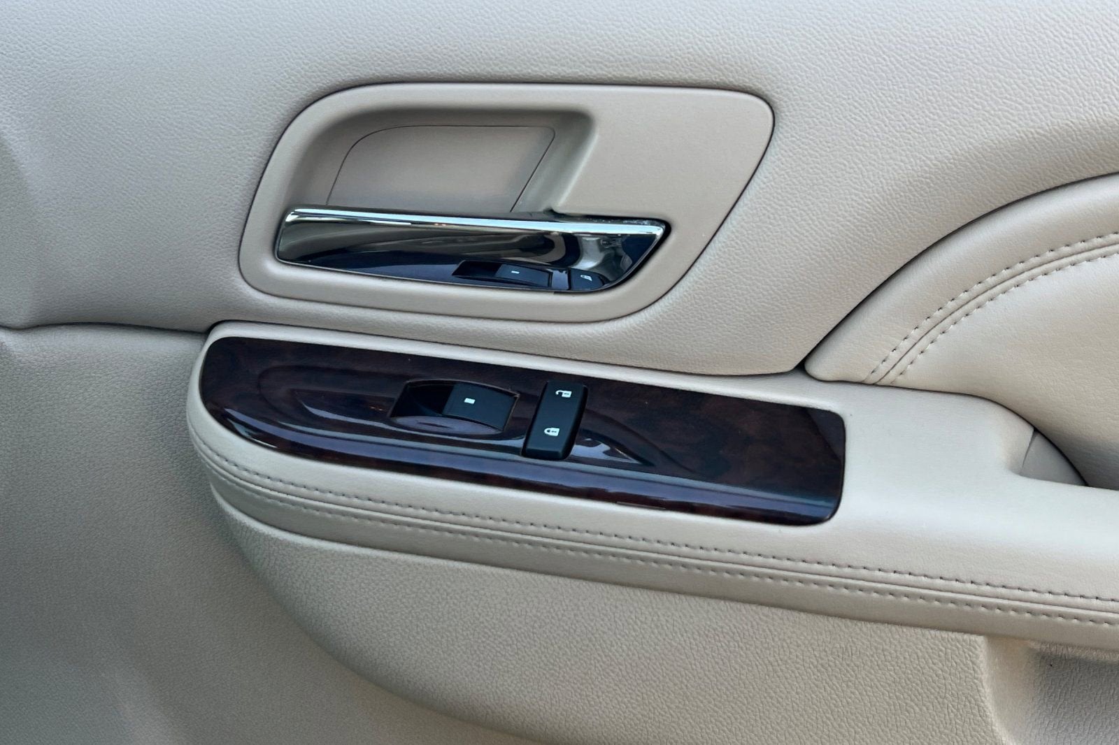 2014 Cadillac Escalade Luxury