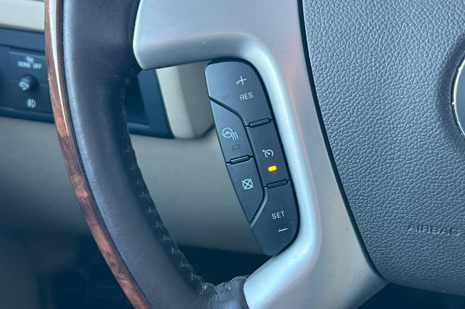 2014 Cadillac Escalade Luxury