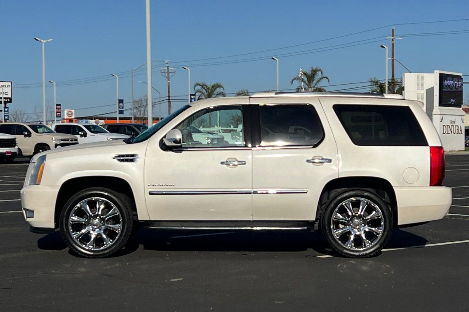 2014 Cadillac Escalade Luxury