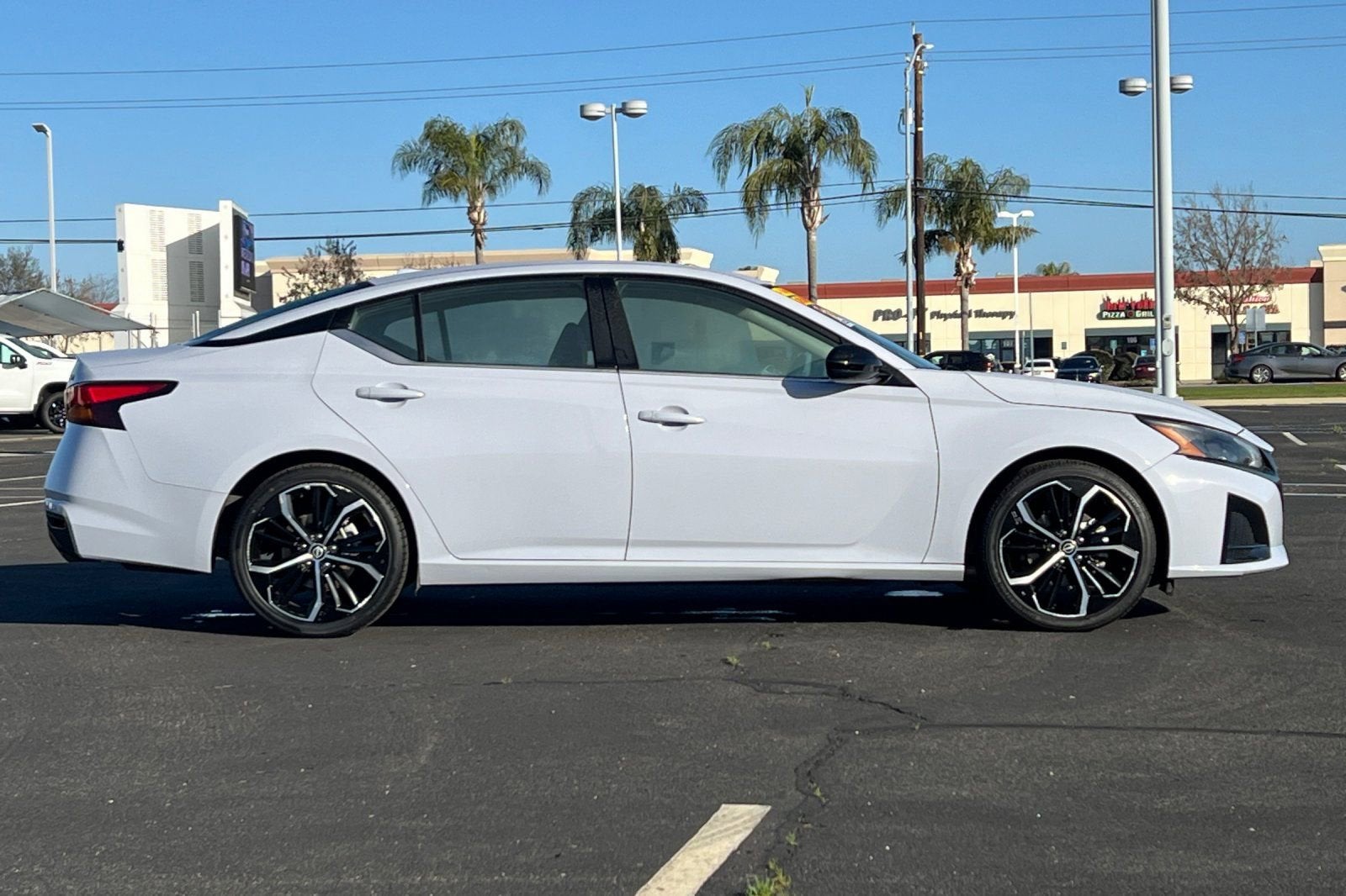 2024 Nissan Altima 2.5 SR