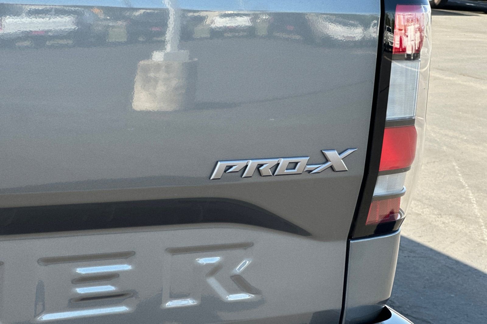 2022 Nissan Frontier PRO-X