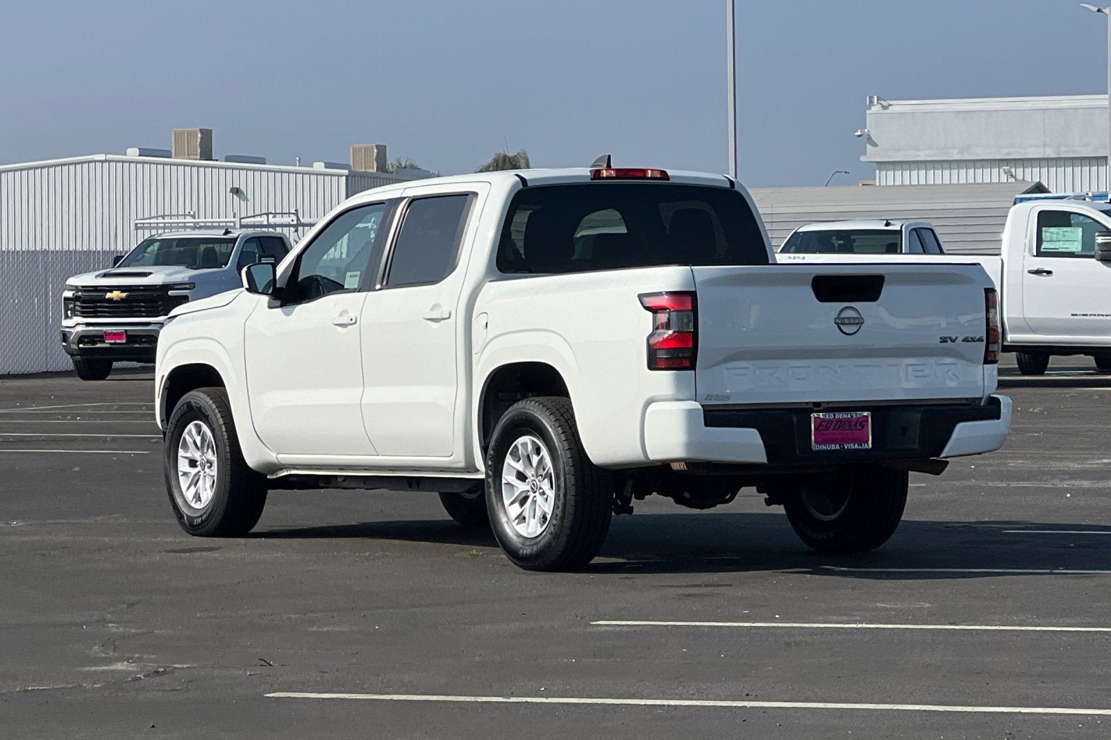 2024 Nissan Frontier SV