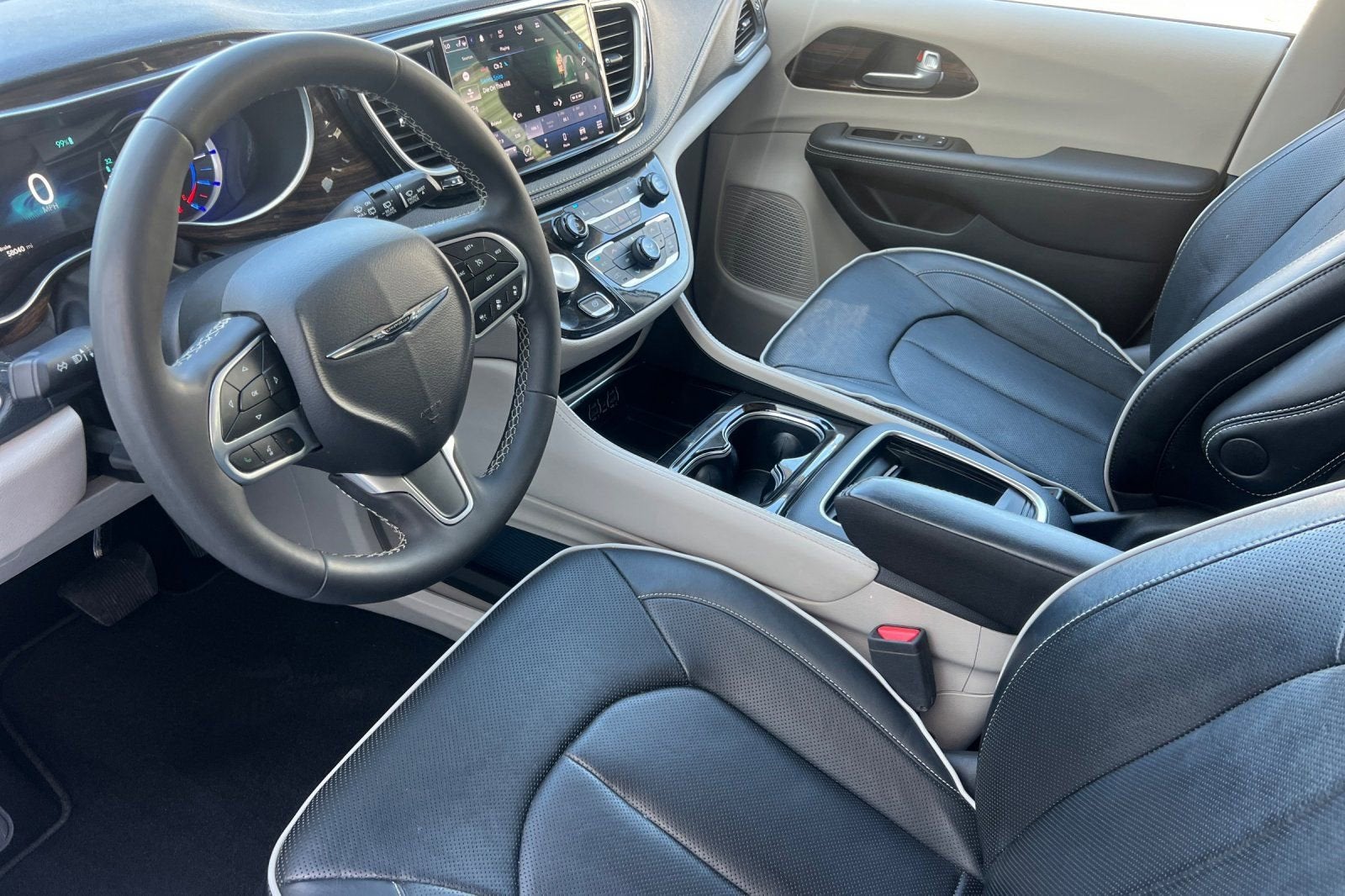 2023 Chrysler Pacifica Hybrid Limited