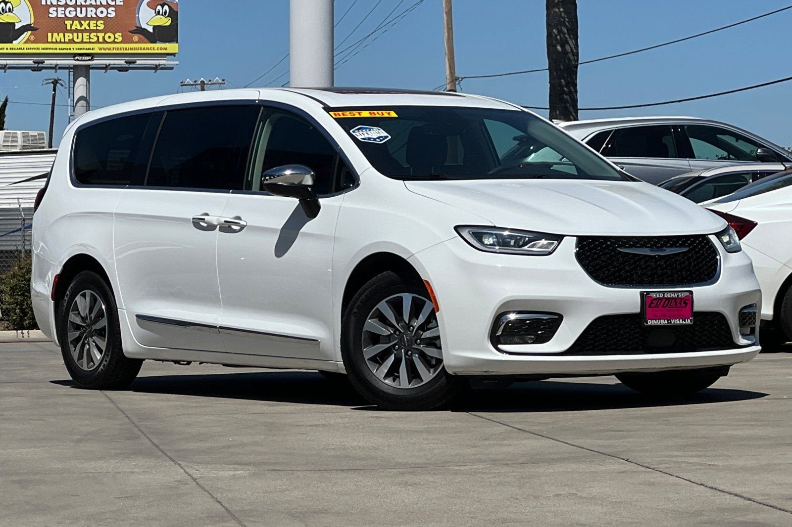 Used 2023 Chrysler Pacifica Hybrid Limited with VIN 2C4RC1S74PR626827 for sale in Dinuba, CA