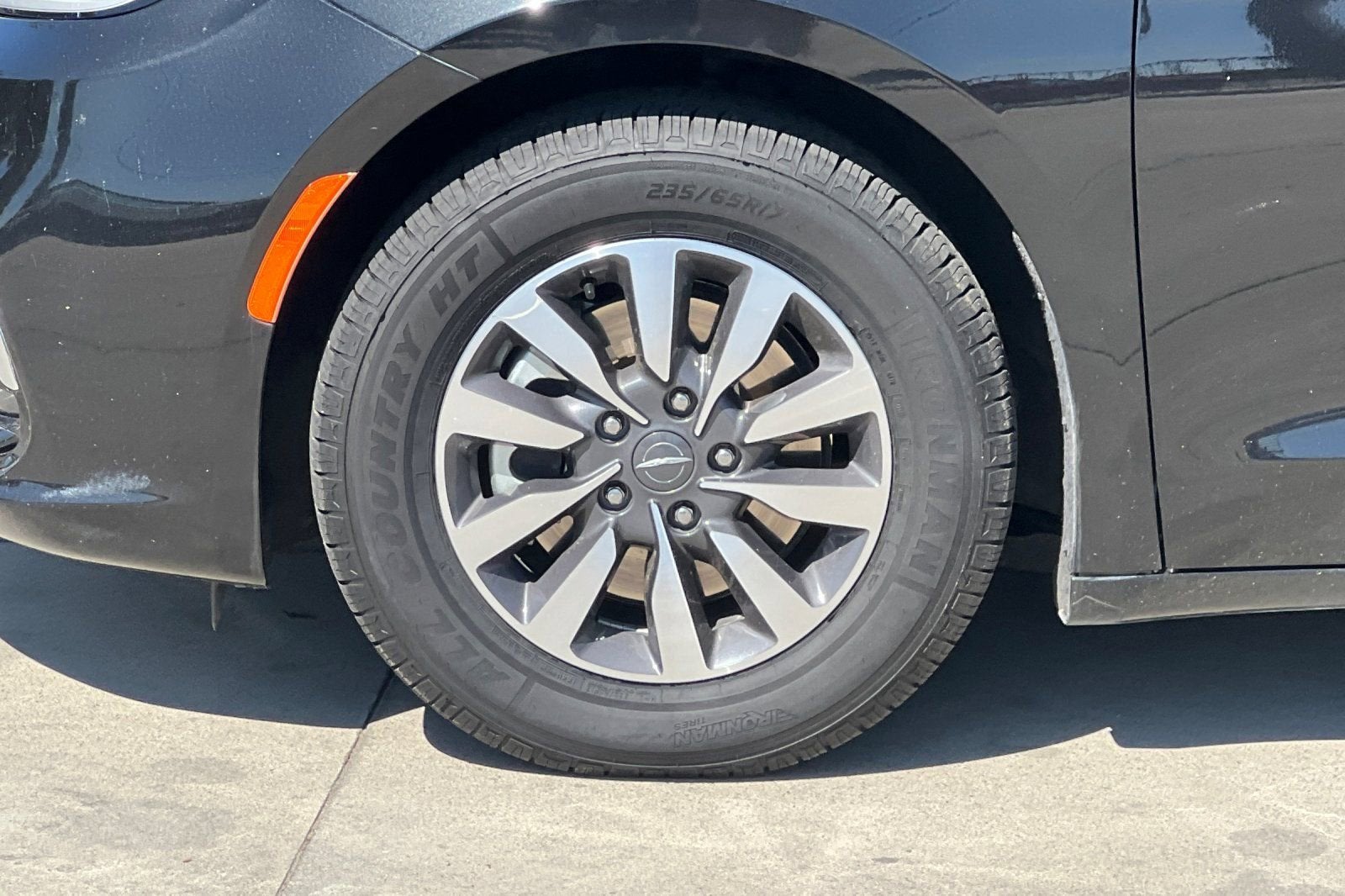 2024 Chrysler Pacifica Hybrid Select